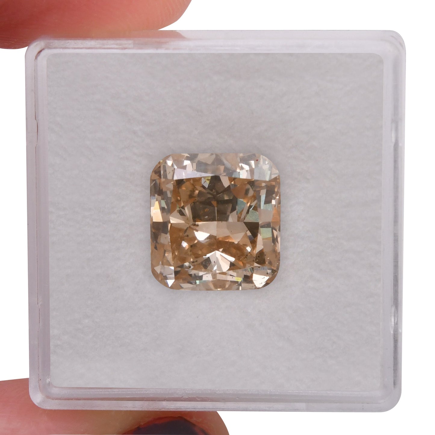 6,05 Karat Fancy Yellowish Brown Cushion Diamond (SI1) GIA