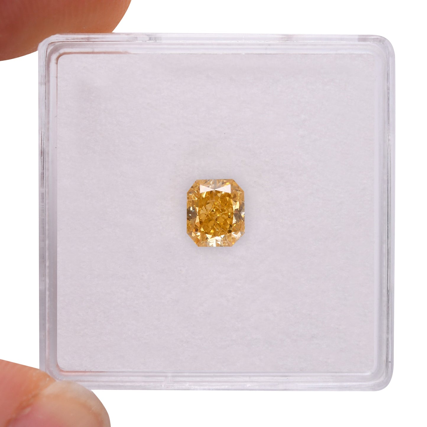 0,77 Karat Fancy Intense Orange Yellow Radiant Diamant SI1 GIA
