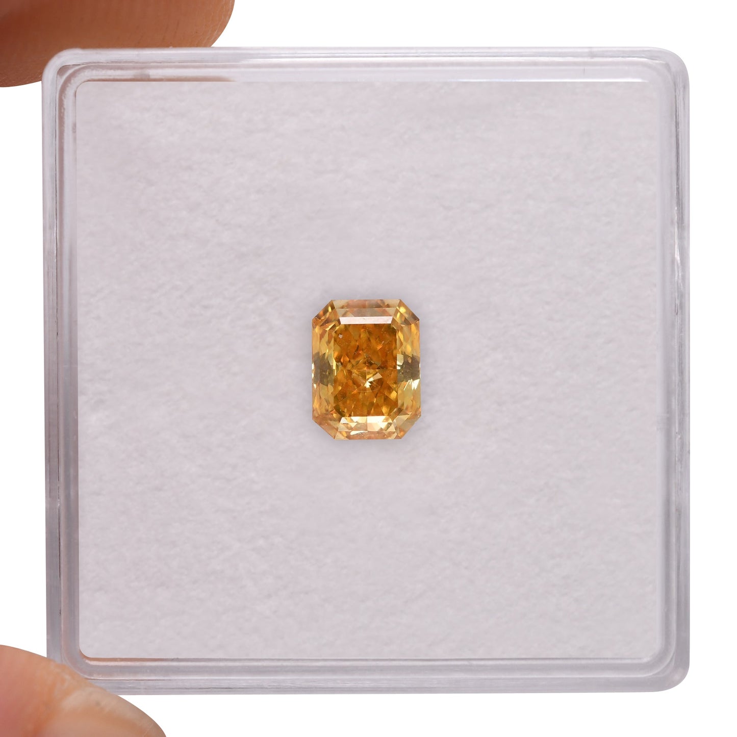 0,84 Karat Fancy Vivid Orange Yellow Radiant Diamant SI1 GIA