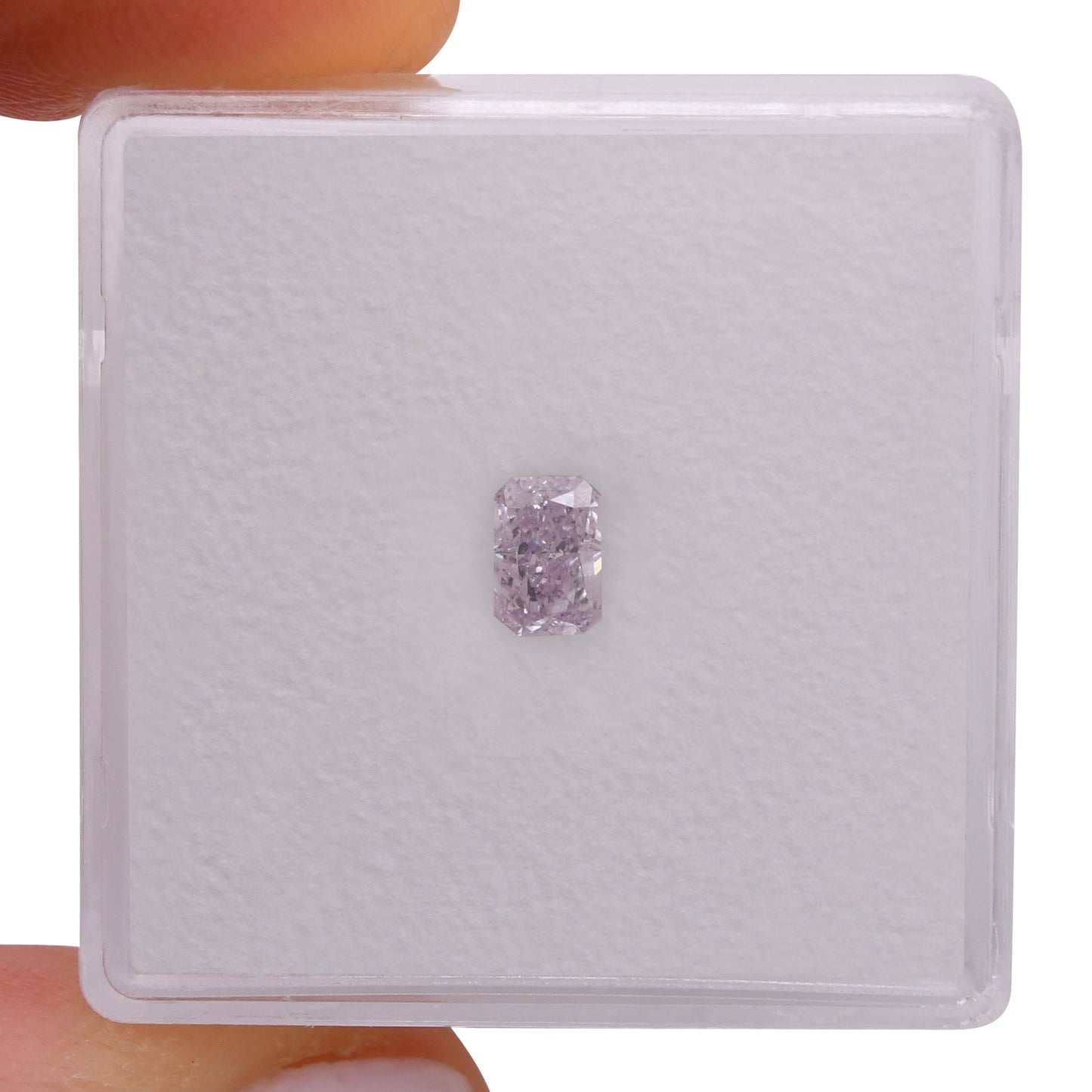 0,36 Karat Fancy Light Purplish Pink Radiant VS1 GIA