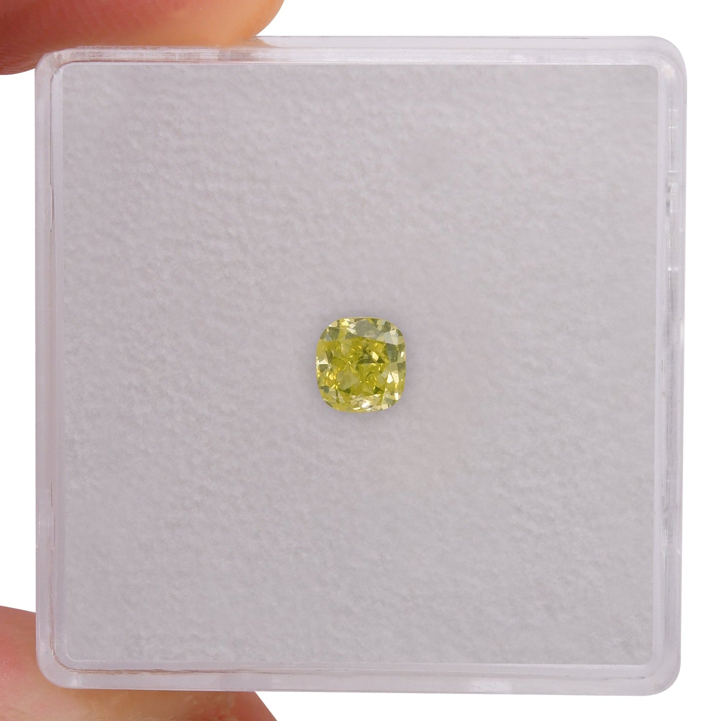 0,32 Karat Fancy Intense Green Yellow Cushion Diamond SI1 GIA
