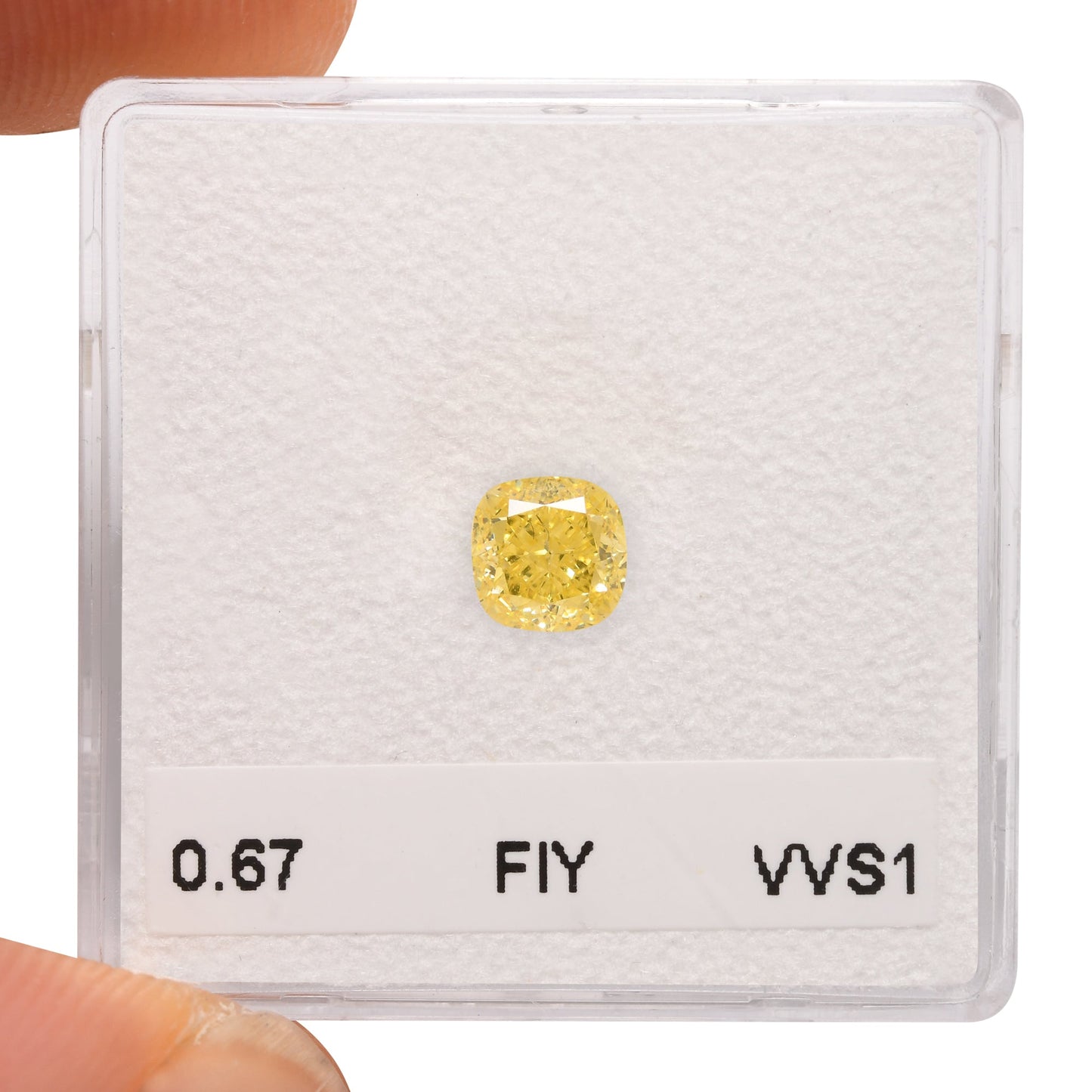 0,67 Karat Fancy Intense Yellow Cushion Diamond VVS1 GIA
