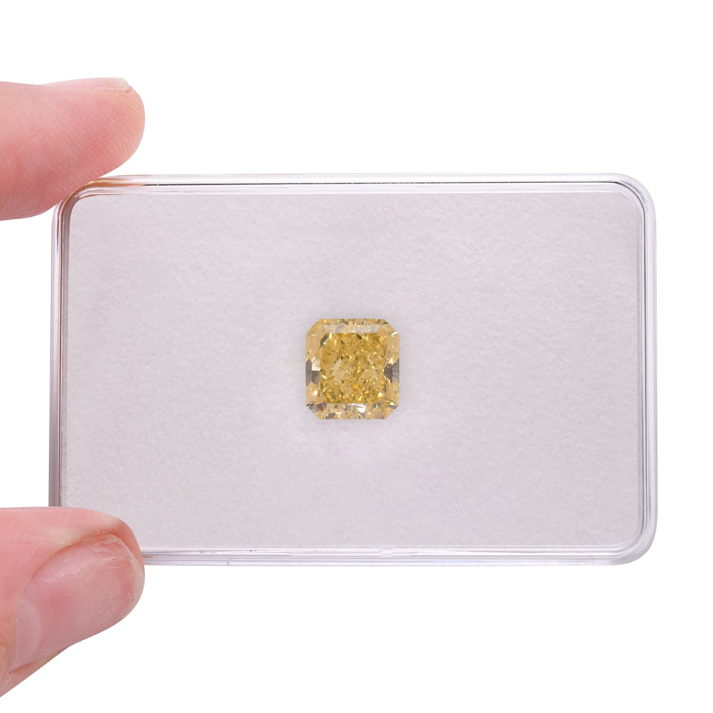 5,11 Karat Fancy Yellow Radiant VS1 GIA