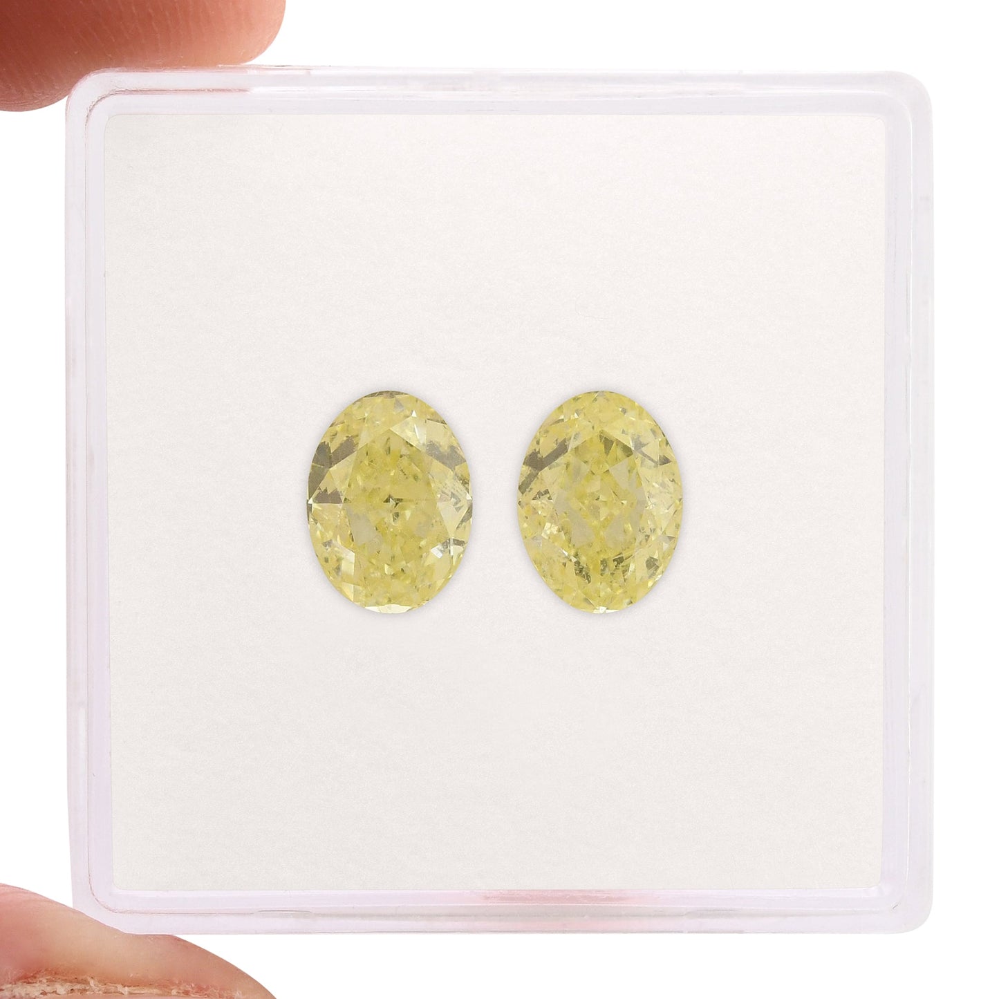 2.03 Carat Fancy Light Yellow Oval Diamonds VS1 GIA