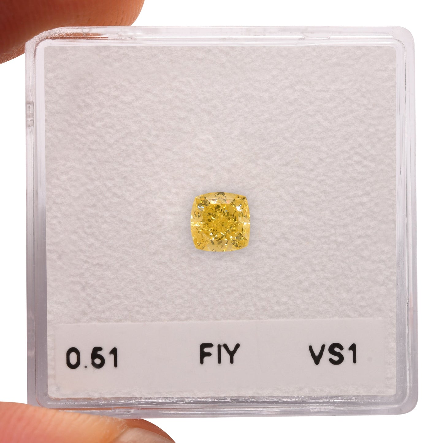 0,51 Karat Fancy Intense Yellow Cushion Diamond VS1 GIA