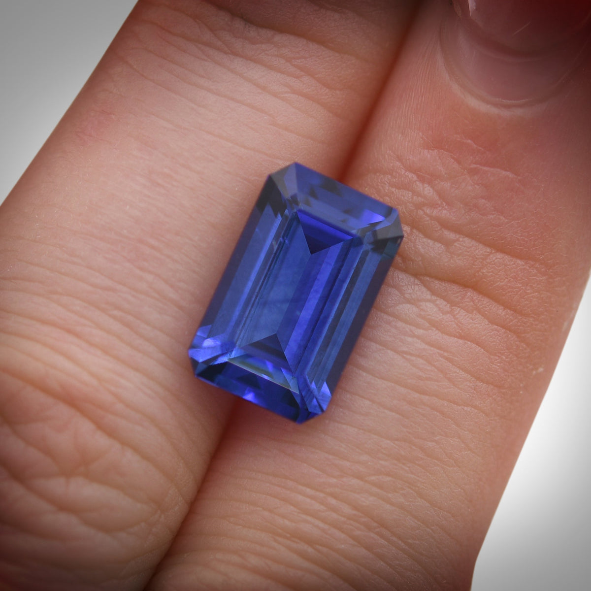 Smaragd-Saphir | 6,4 ct | Blau | CD | Ref. 711347