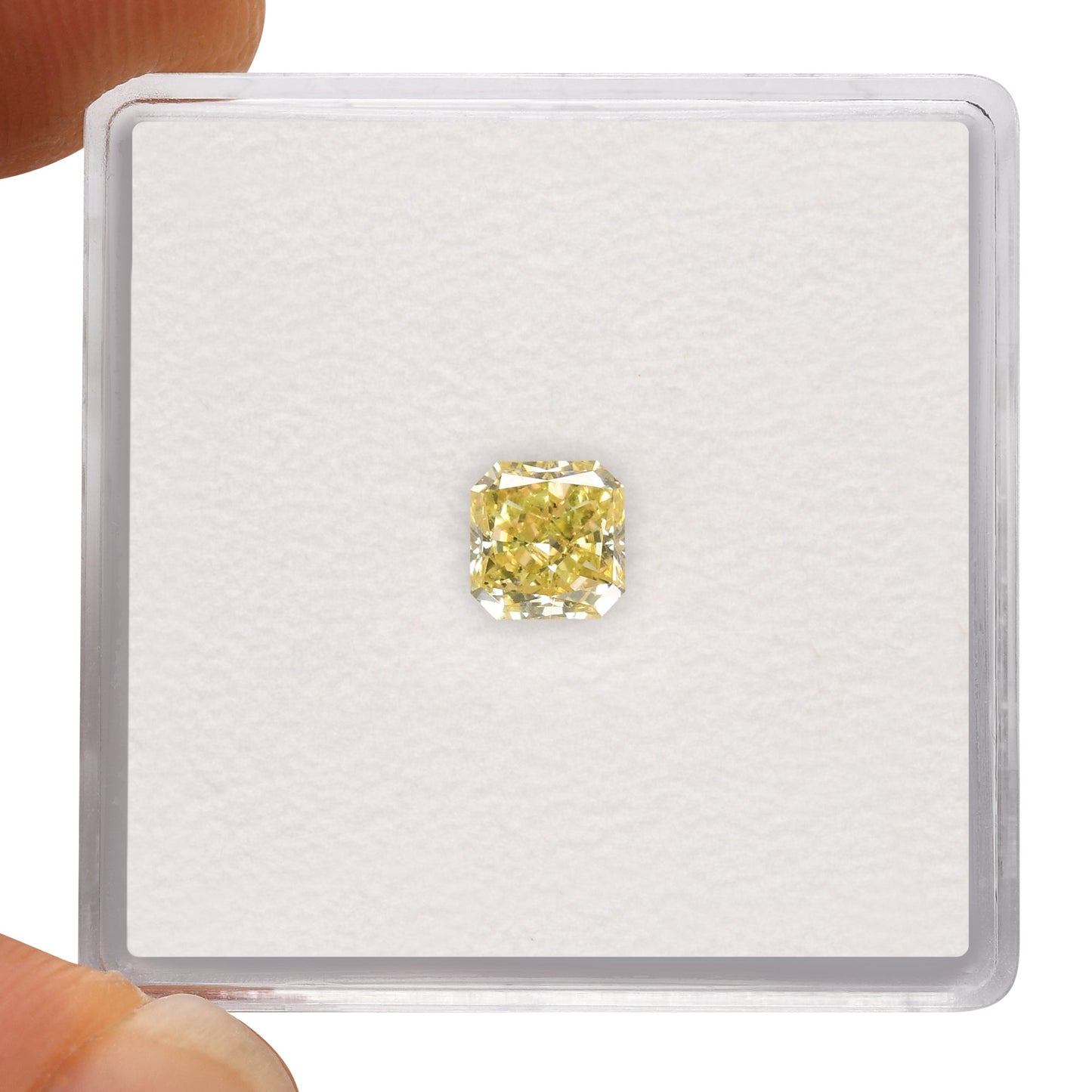 0,60 Karat Fancy Yellow Radiant SI1 GIA