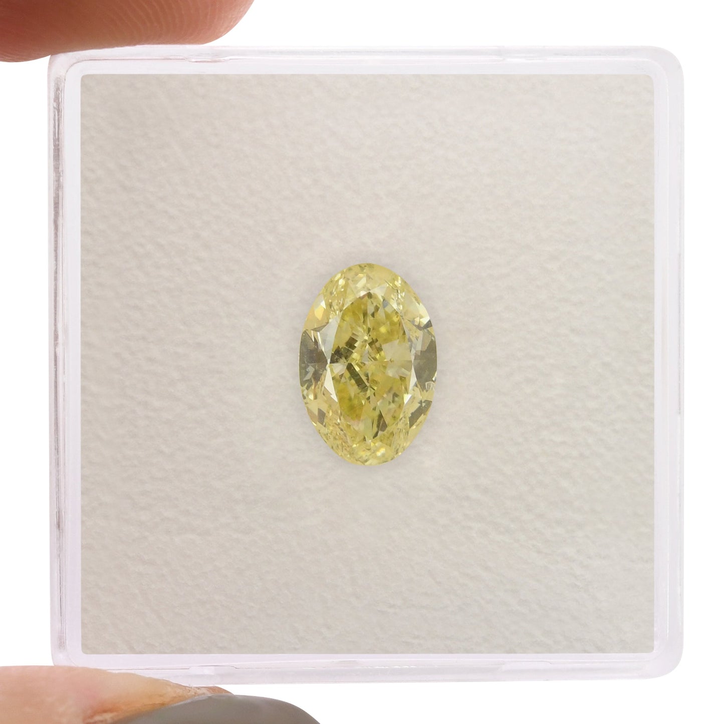 1,46 Karat Fancy Yellow Ovaler Diamant VS2 GIA