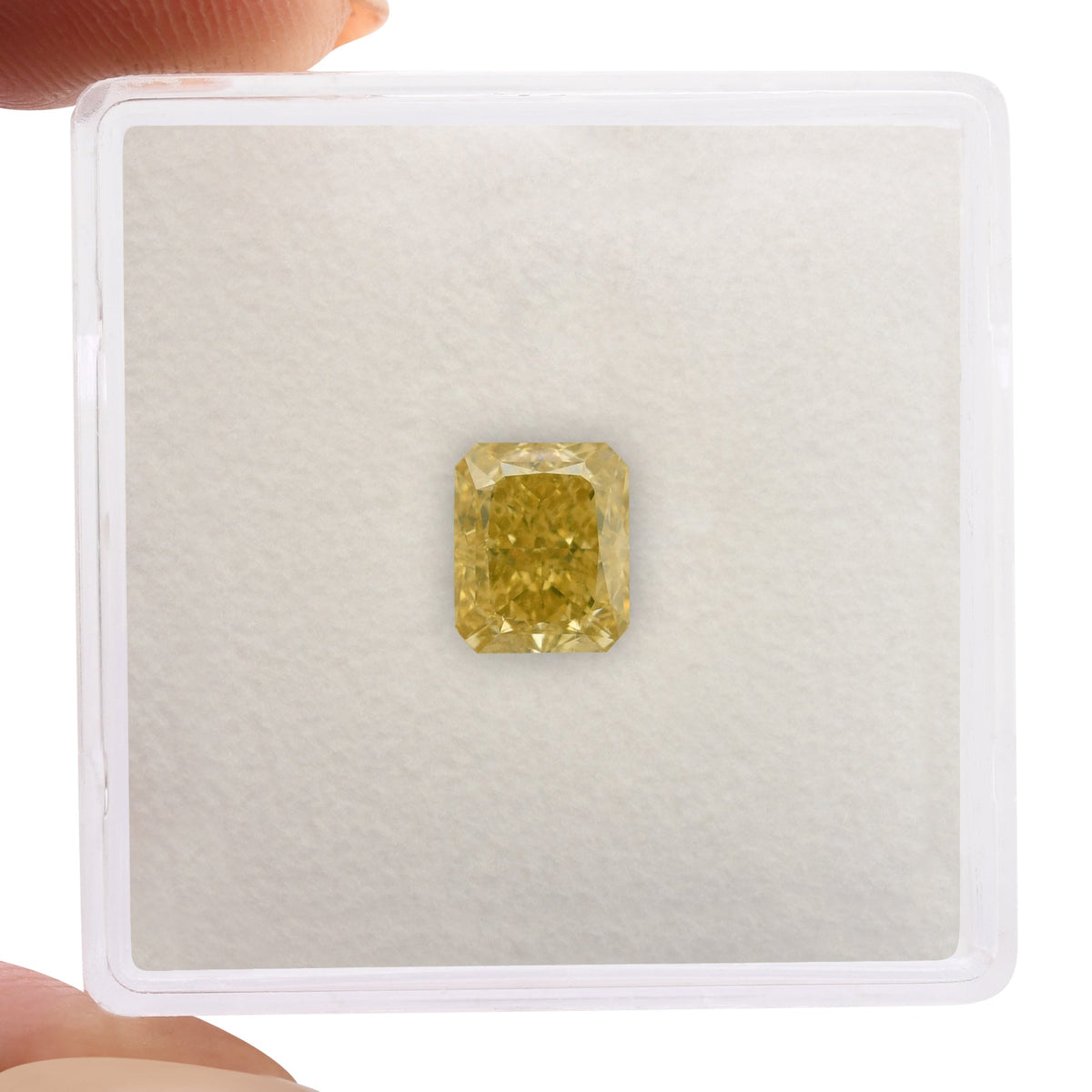 1,21 Karat Fancy Deep Yellow Radiant Diamant VS1 GIA