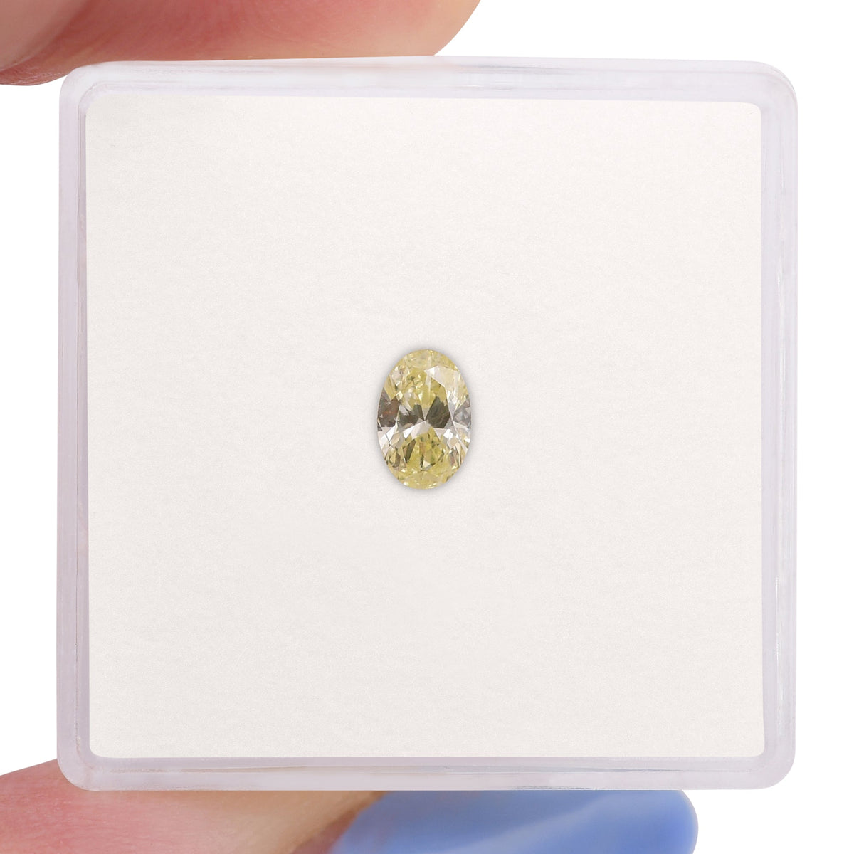 0,29 Karat W-X Ovaler Diamant SI1 GIA