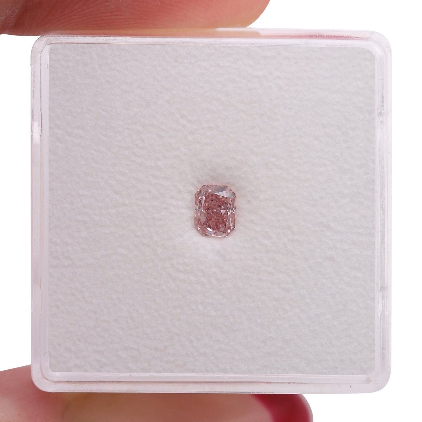 0,25 Karat Fancy Intense Pink Radiant VS1 GIA