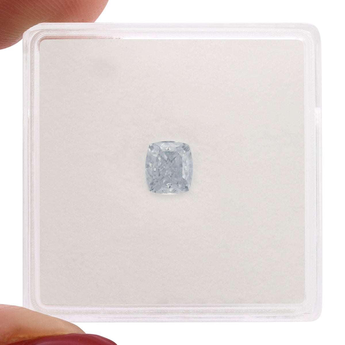 0,61 Karat Fancy Light Blue Cushion Diamond VVS2 GIA