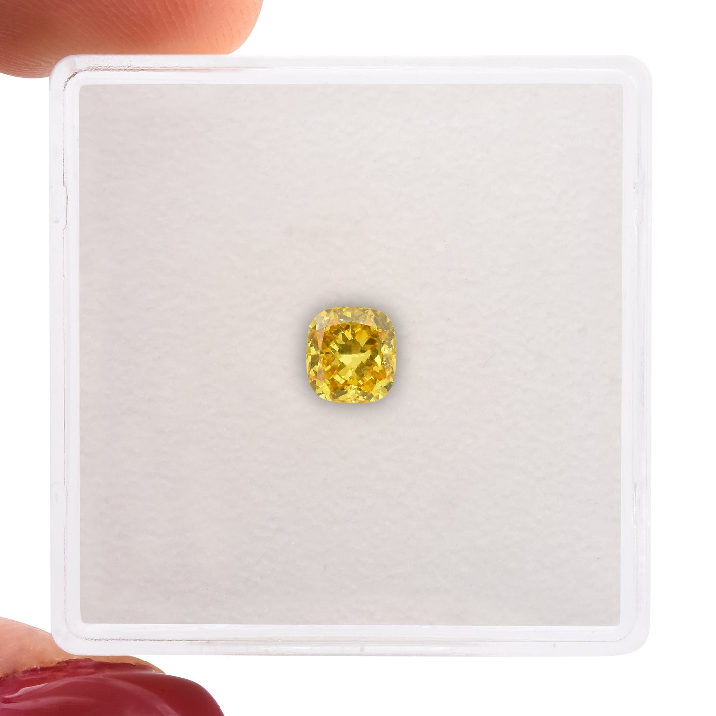 0,41 Karat Fancy Deep Yellow Cushion Diamond SI2 GIA