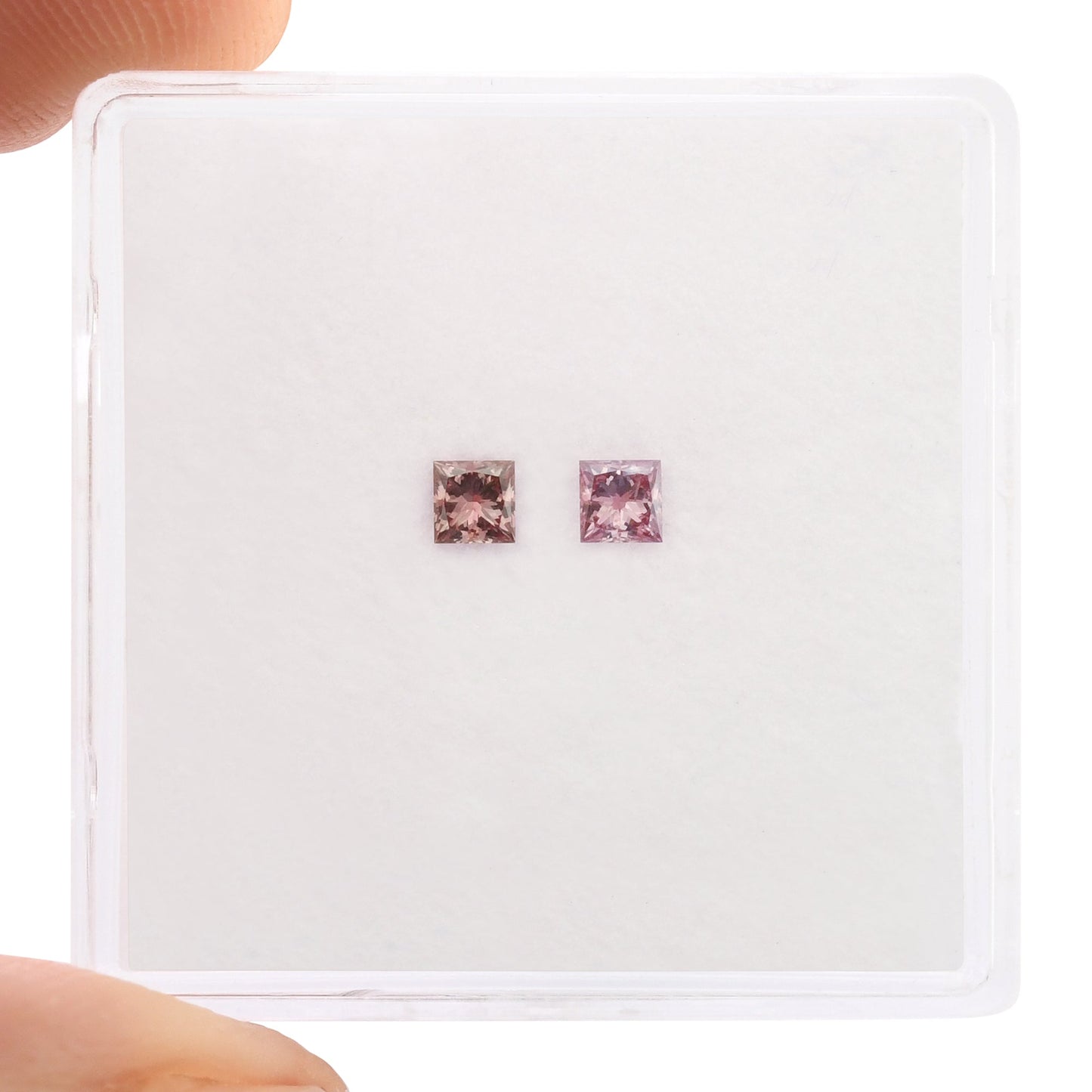 0,16 Karat Fancy Deep Orange Pink Princess Diamanten (SI1)