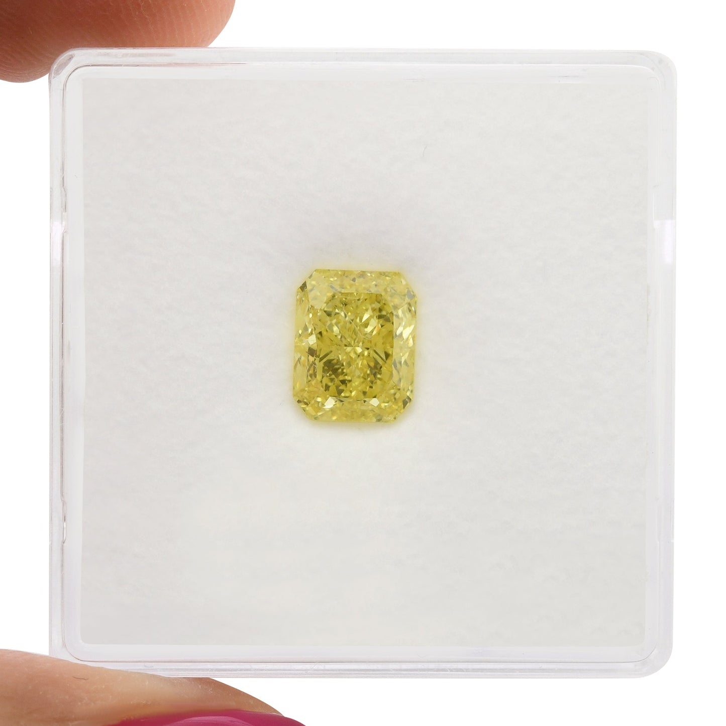 1,31 Karat Fancy Intense Yellow Radiant VVS2 GIA