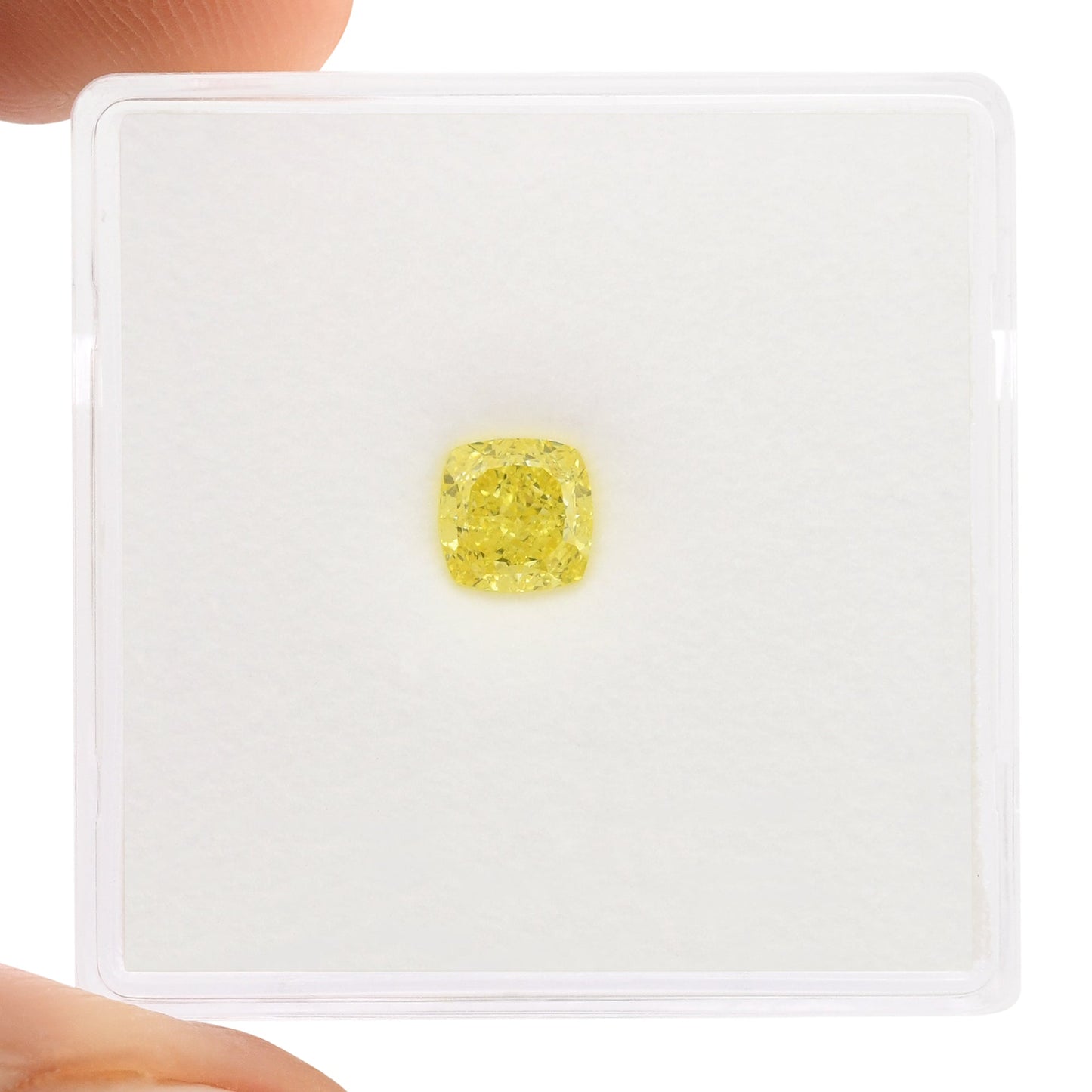 0,64 Karat Fancy Vivid Yellow Cushion Diamond VVS2 GIA