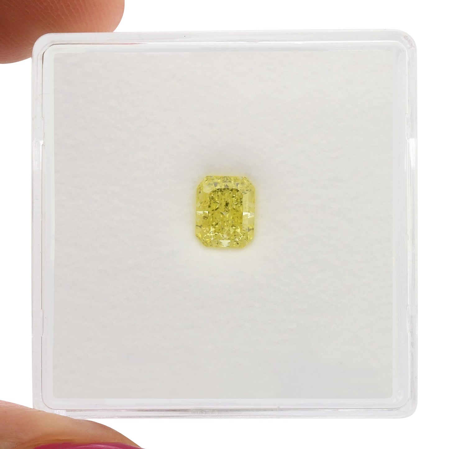 0,61 Karat Fancy Intense Yellow Radiant VS1 GIA