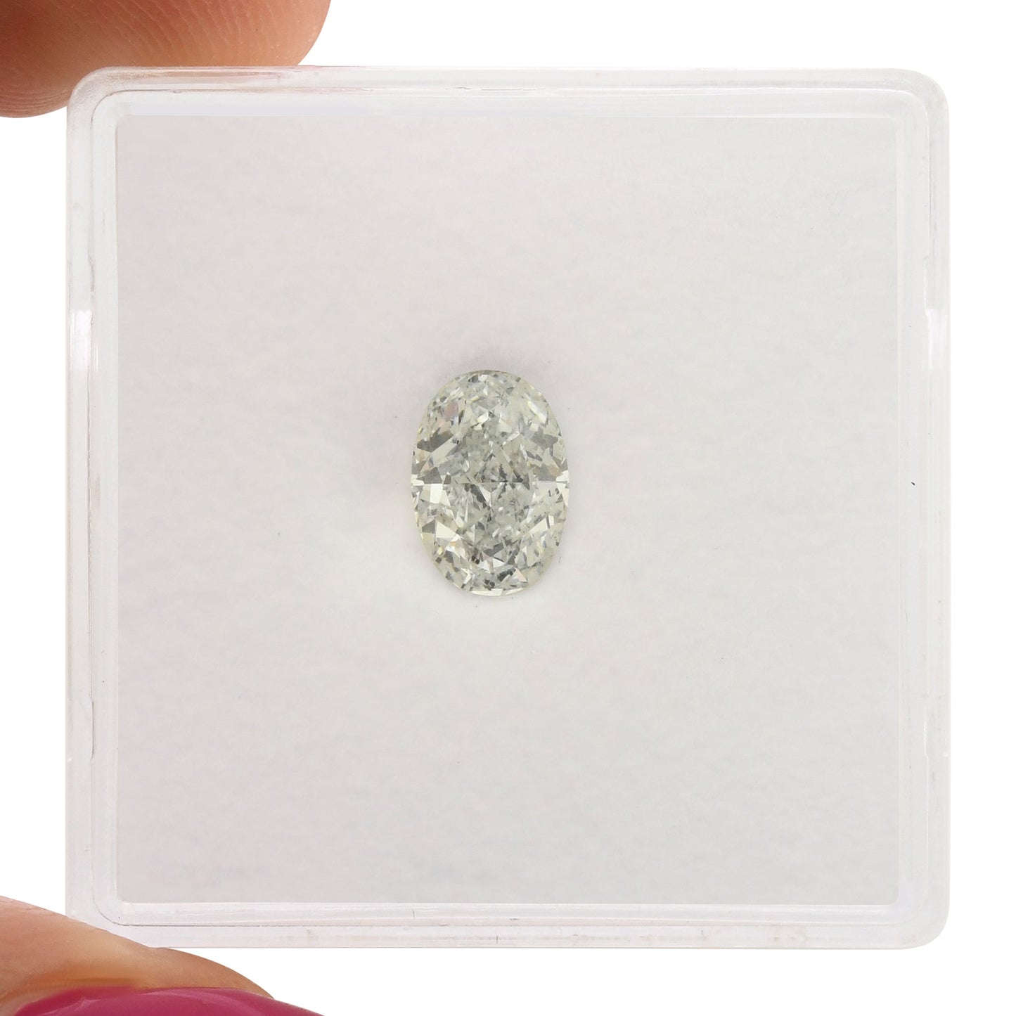 0,88 Karat hellblauer ovaler Diamant SI2 GIA