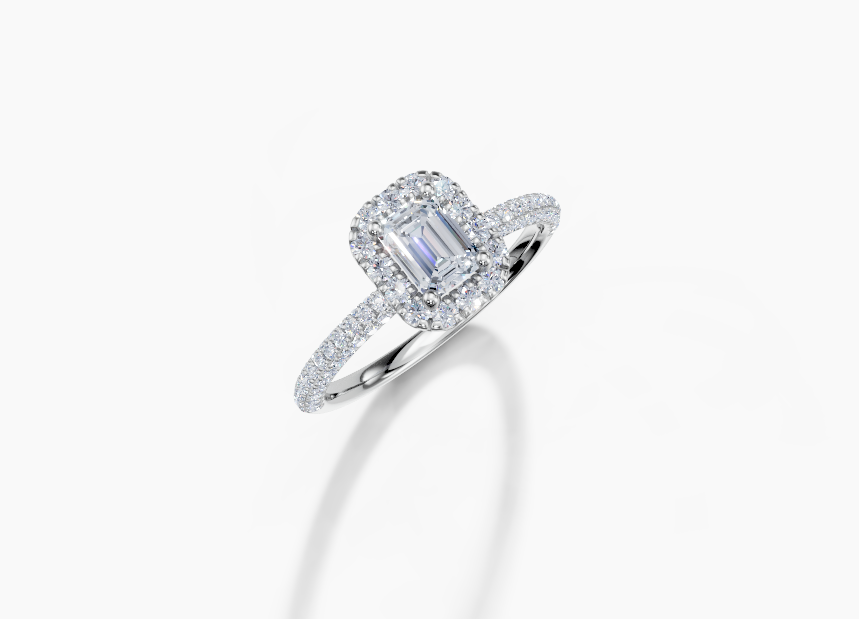 18K Emerald 0.3 Carat D/E/F VVS Plain U Micro Single Halo Diamond Ring