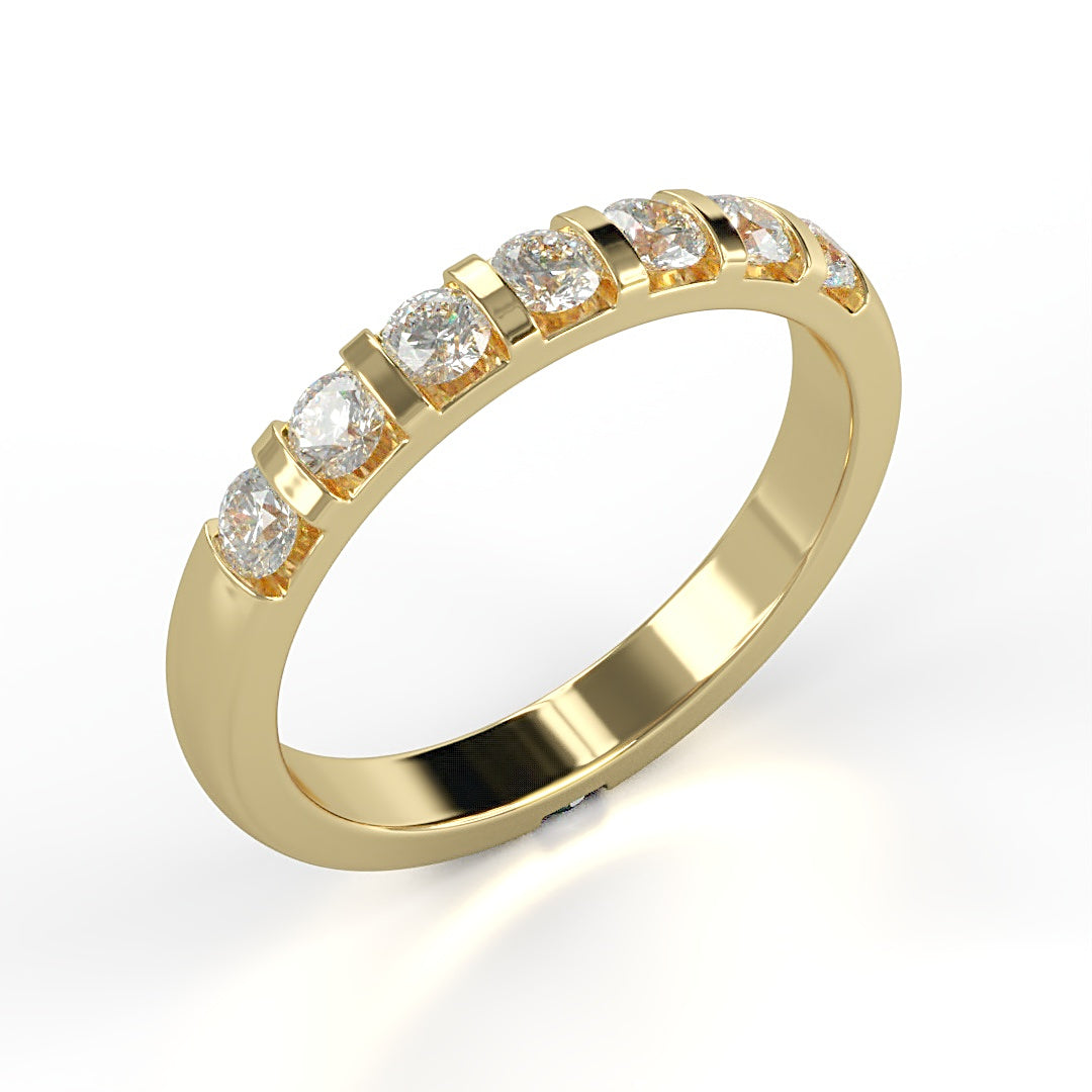 Verlobungsring Helena mit 8 x 0.05ct H/SI-Diamanten, 2.8mm Ringschiene – elegantes Design, perfekt kombinierbar, erhältlich in München und Augsburg
