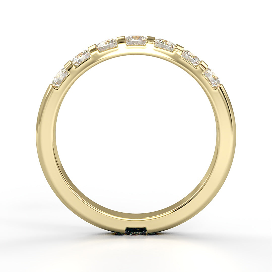 Verlobungsring Helena mit 8 x 0.05ct H/SI-Diamanten, 2.8mm Ringschiene – elegantes Design, perfekt kombinierbar, erhältlich in München und Augsburg