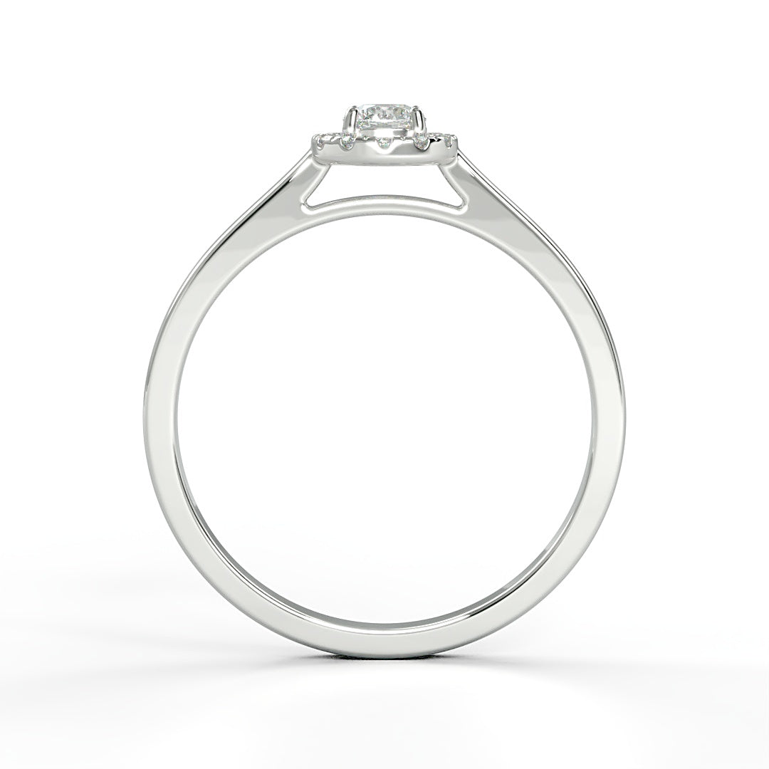 Verlobungsring Amelie mit 0.10 ct W/SI-Diamant, umrahmt von 0.05 ct H/SI-Diamanten im Halo – erhältlich in München und Augsburg