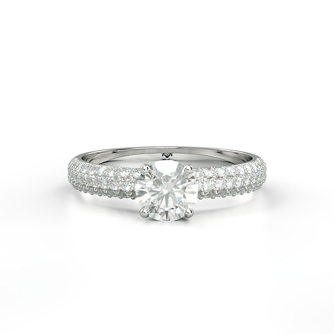 Verlobungsring Grazia mit 0.50 ct G/VS-Diamant, 0.30 ct G/SVS-Diamanten in Pavé-Fassung, perfekt in Szene gesetzt – erhältlich in München und Augsburg