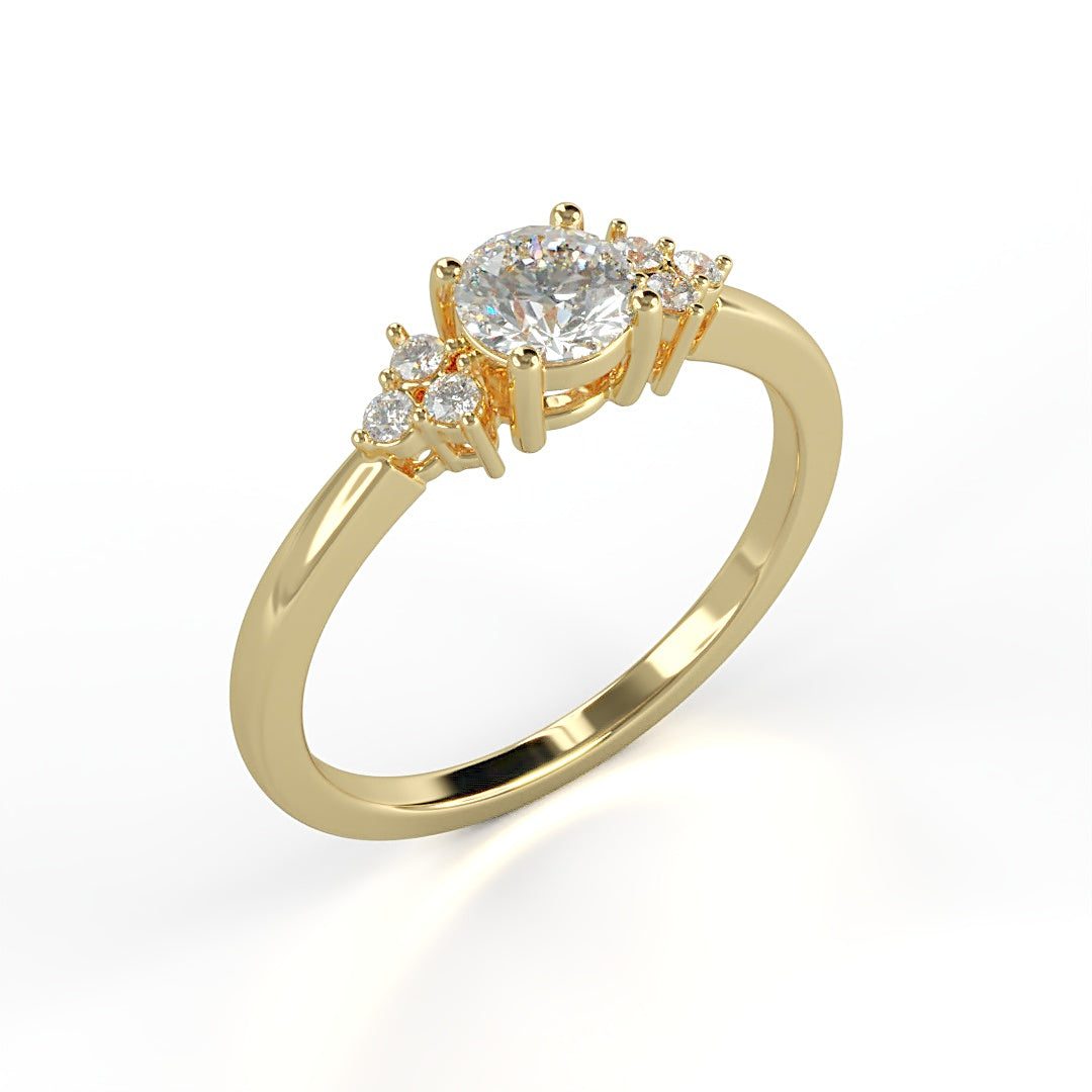 Verlobungsring Fleur mit 0.30 ct G/VS-Diamant, ergänzt durch 0.08 ct seitliche G/VS-Diamanten – erhältlich in München und Augsburg