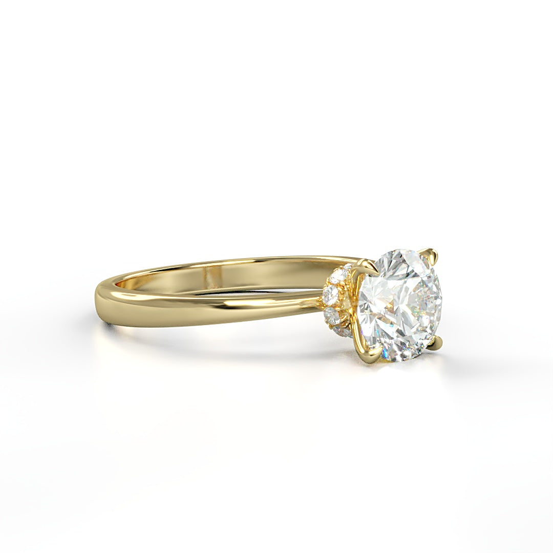 Verlobungsring Scarlett mit 1.0ct G/VS-Diamant, Secret Halo mit 0.05ct – elegantes Design, perfekt kombinierbar, erhältlich in München und Augsburg