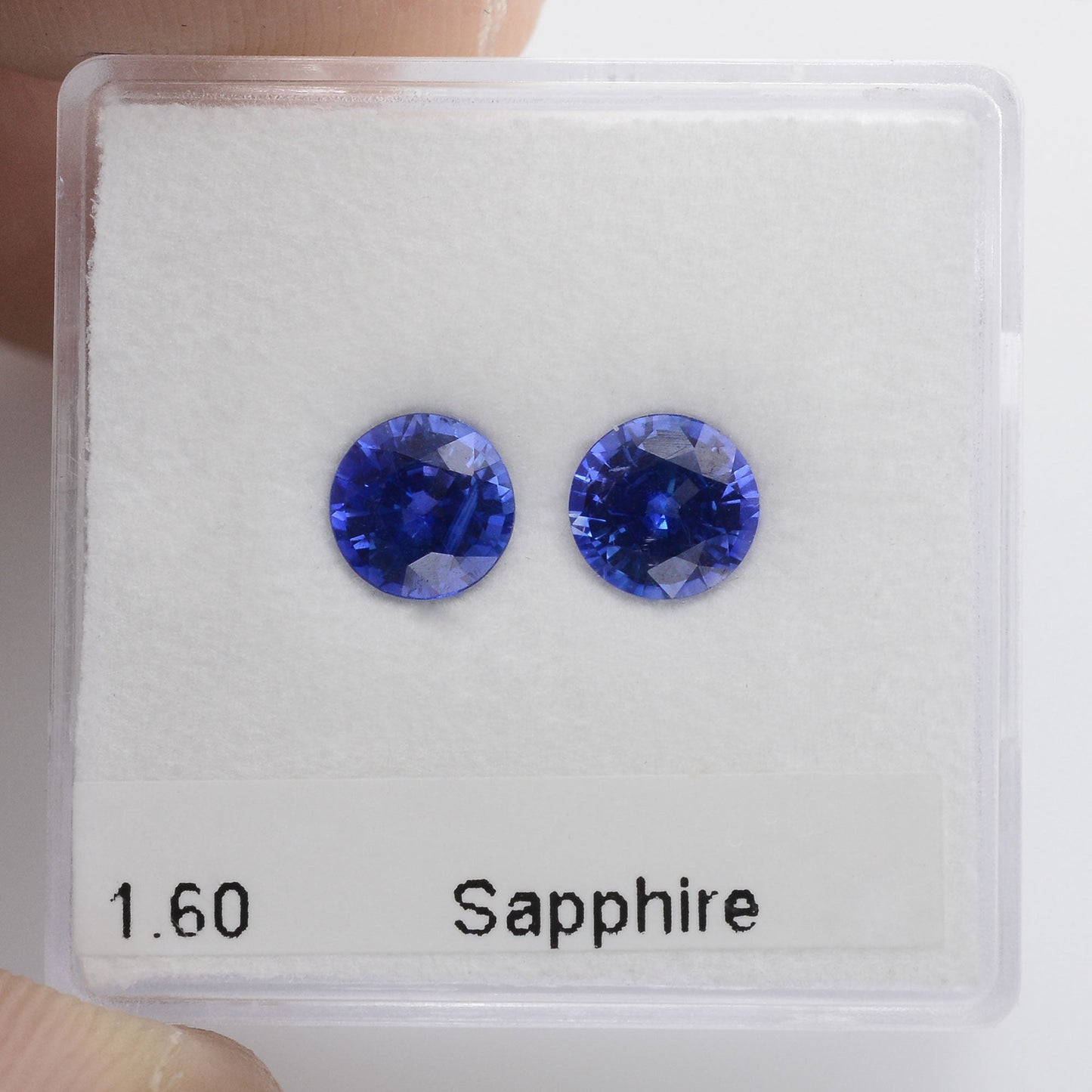 1,60 Karat blauer runder Saphir
