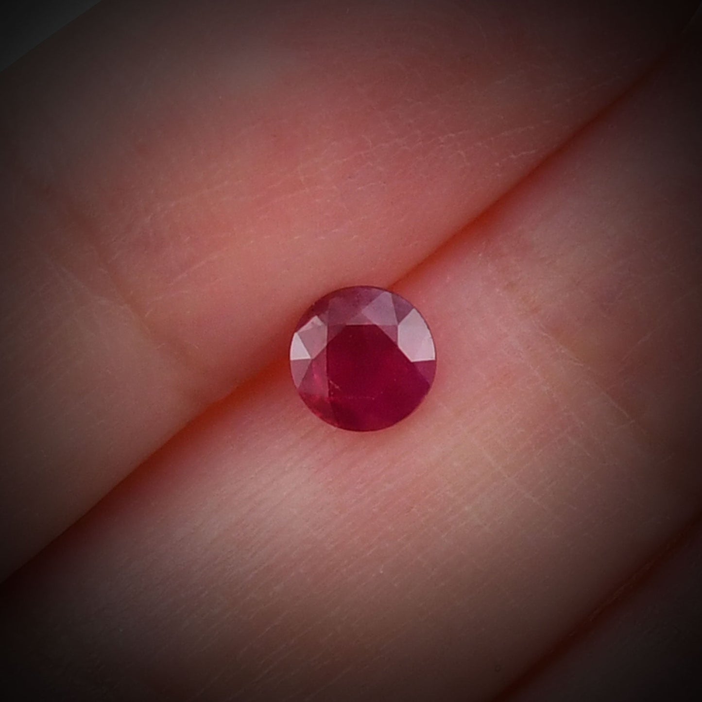 0.96 Carat Red Round Ruby