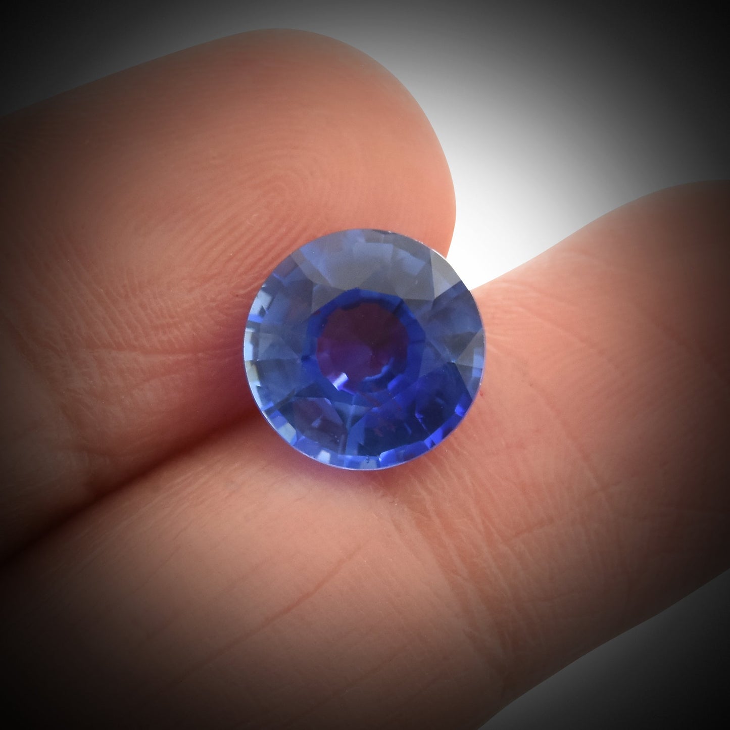 3,19 Karat blauer burmesischer runder Saphir GRS