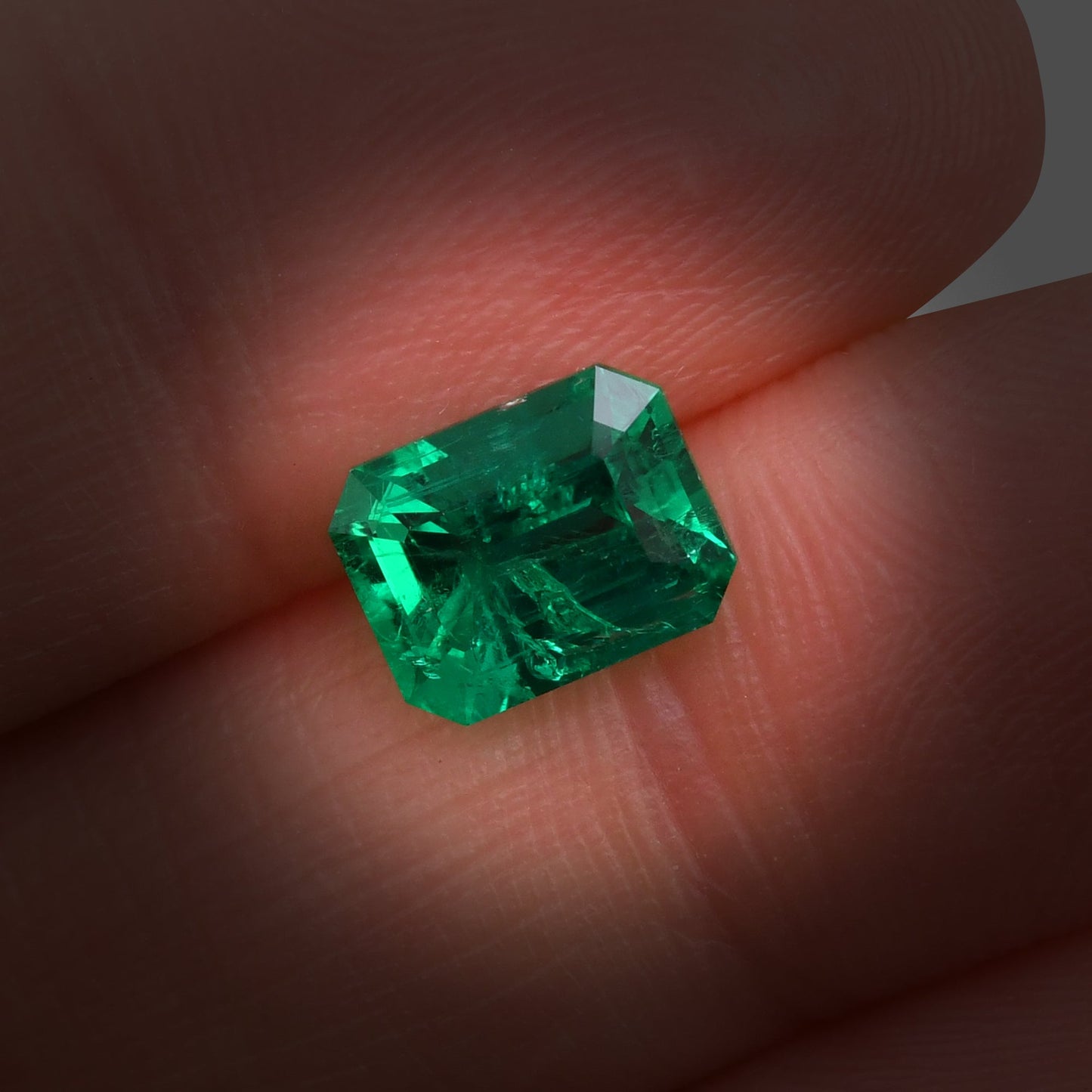 1,87 Karat Grüner kolumbianischer Smaragd Muzo Emerald CD