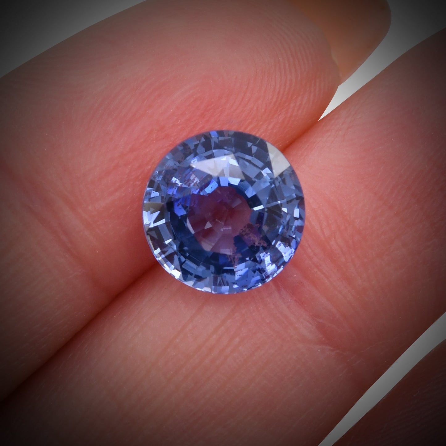 5,14 Karat blauer runder Saphir (GIA)