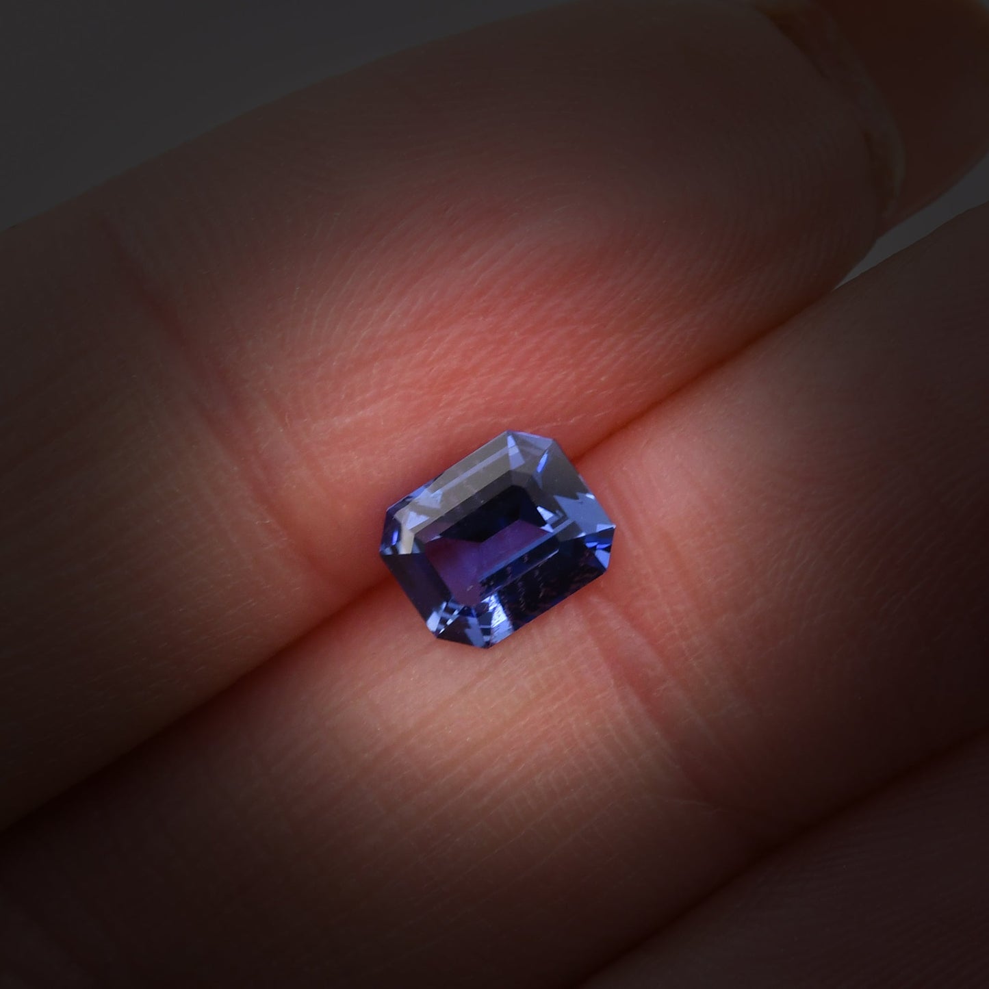 1,19 Karat blauer Smaragd-Saphir aus Sri Lanka