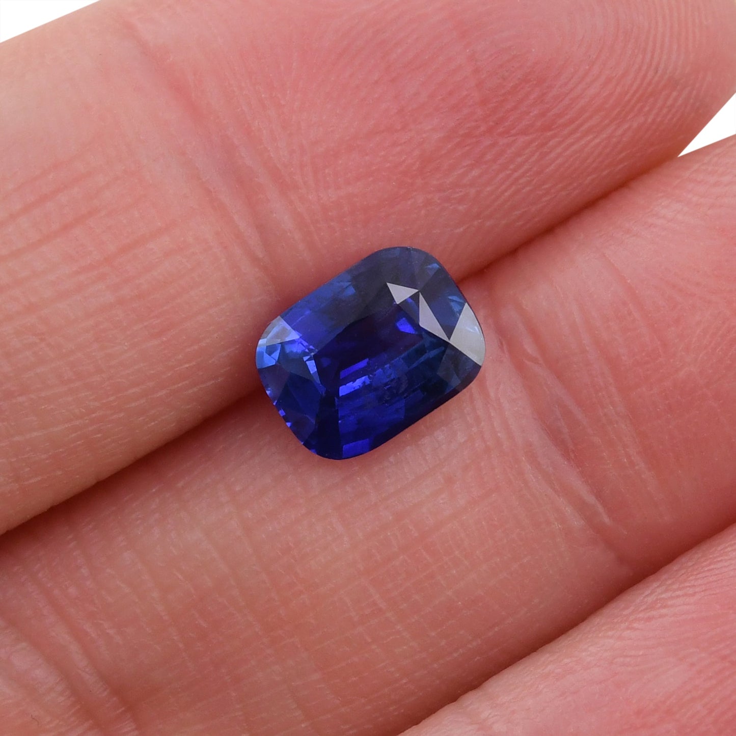 2,07 Karat blauer sri-lankischer Kissen-Saphir CD