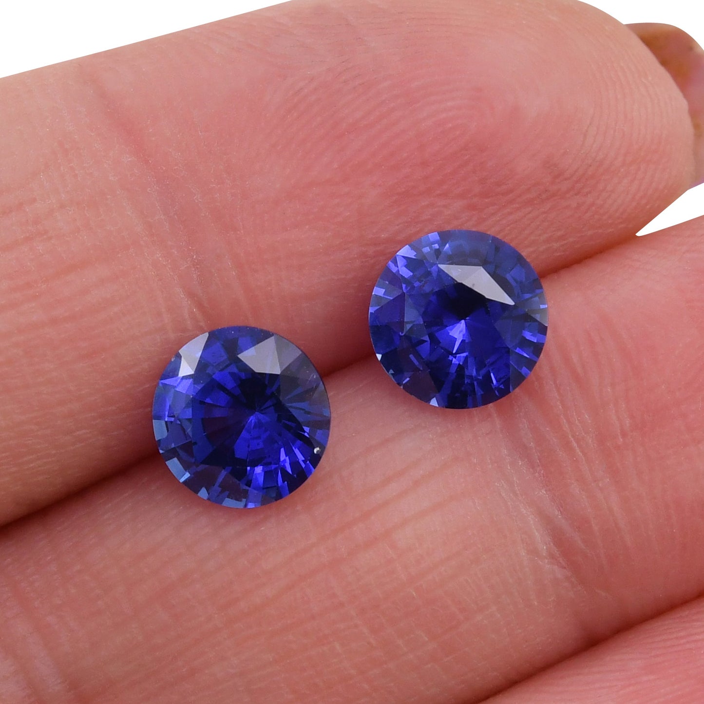 3,08 Karat blauer runder Saphir aus Sri Lanka