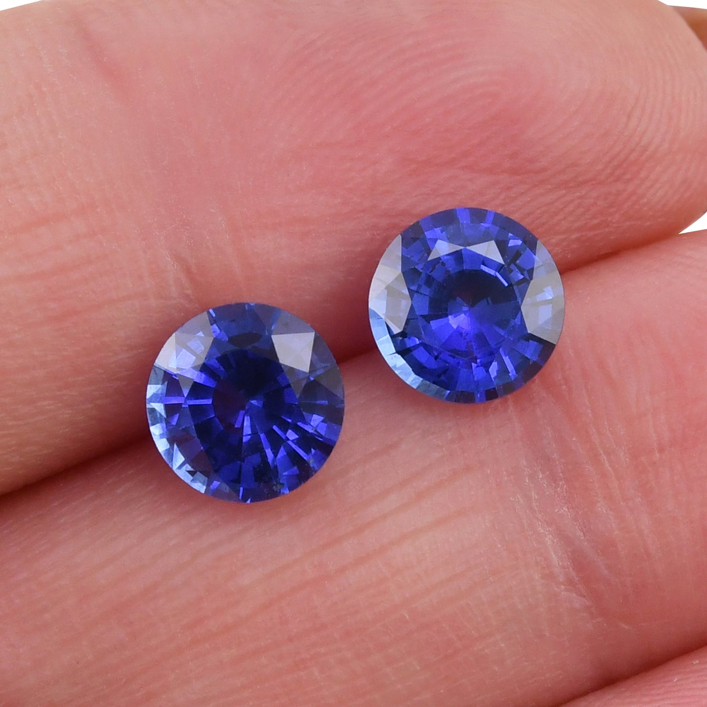 3,11 Karat blauer runder Saphir aus Sri Lanka