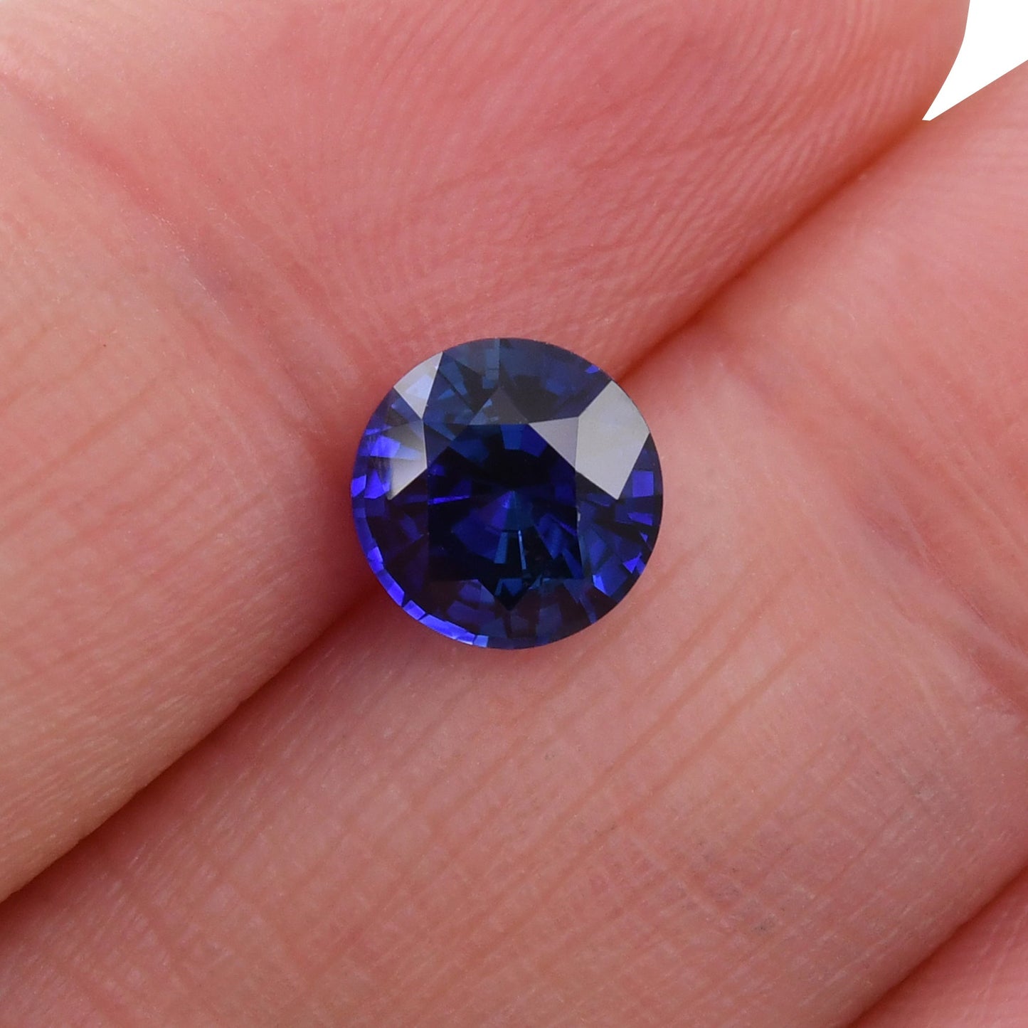 1,73 Karat blauer runder Saphir aus Sri Lanka
