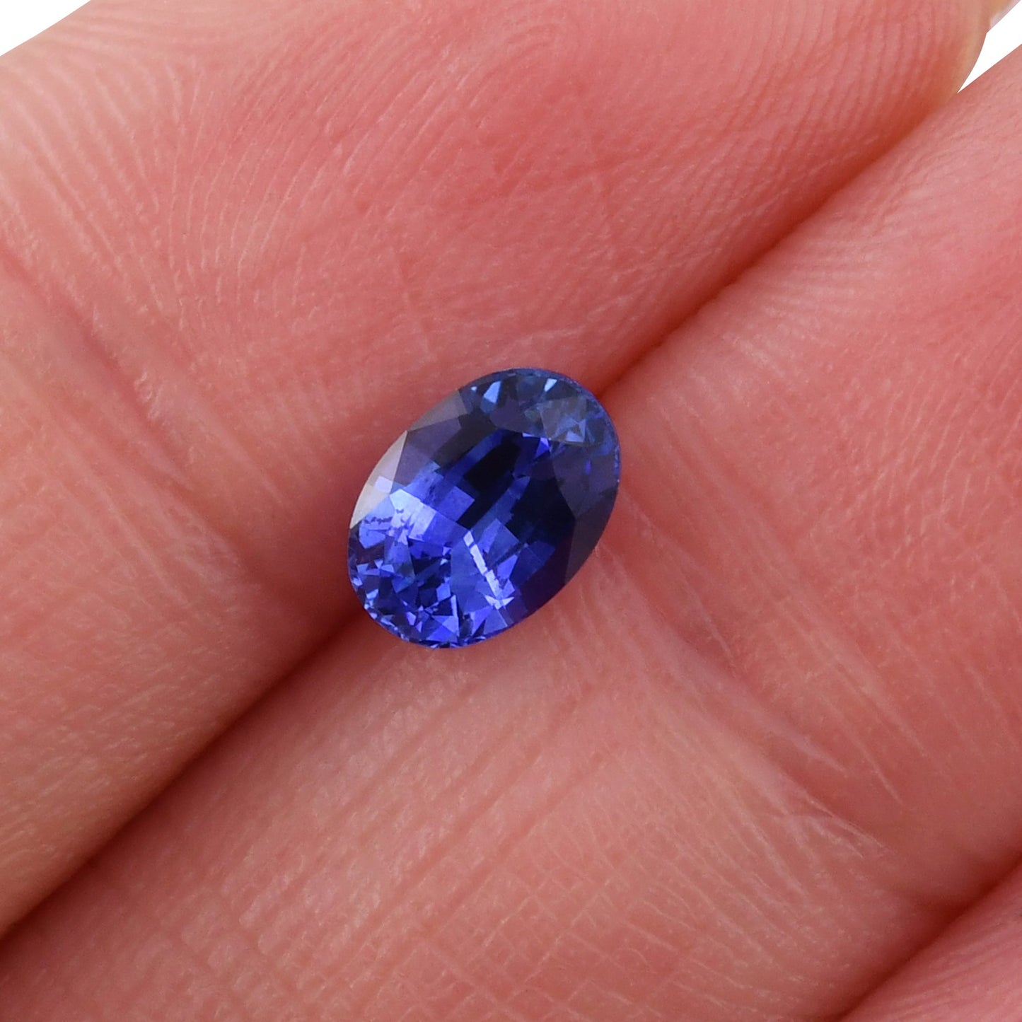 1,07 Karat blauer ovaler Saphir aus Sri Lanka