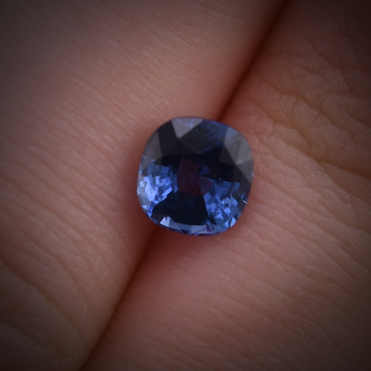 1,58 Karat blauer Kissen-Saphir aus Sri Lanka