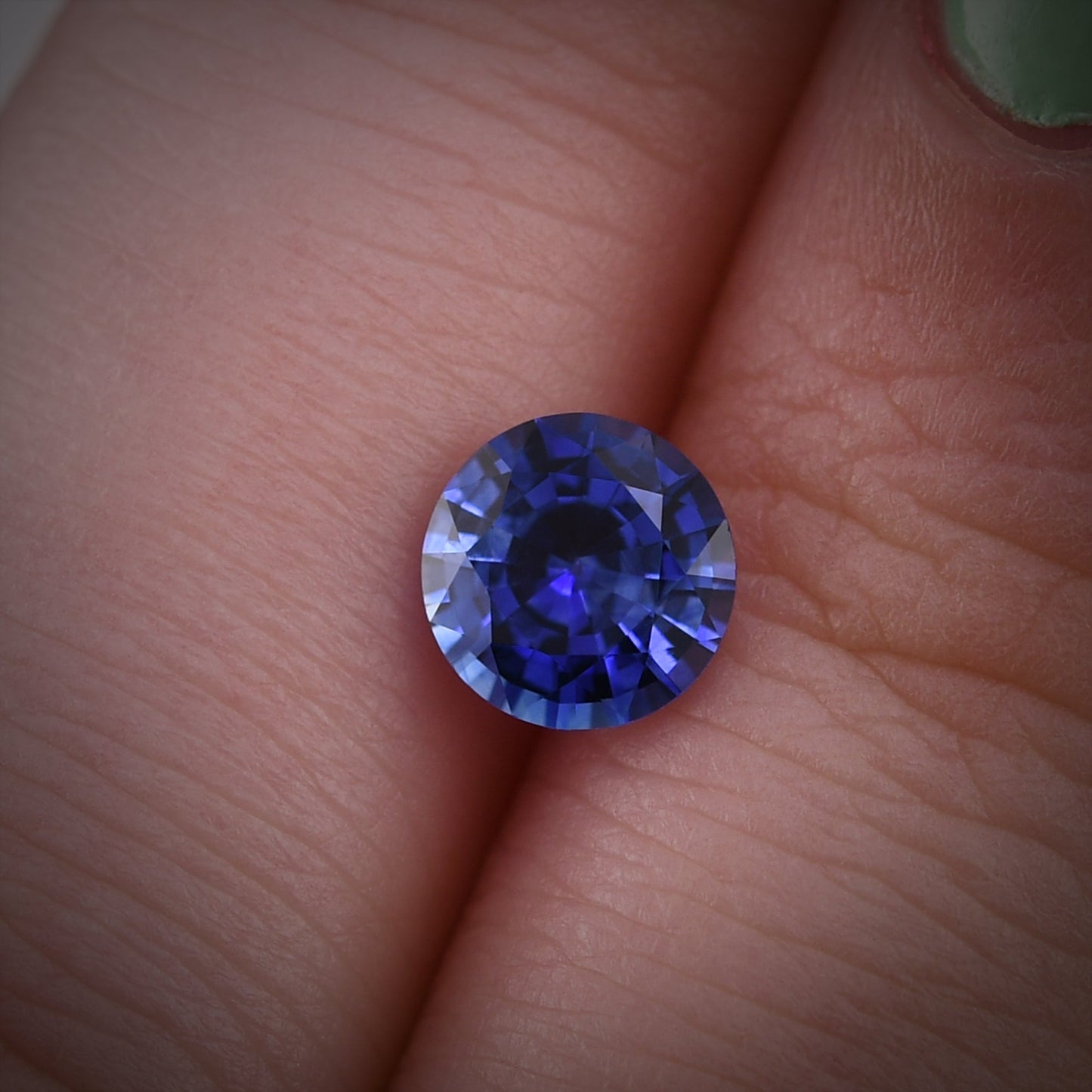 1,03 Karat blauer runder Saphir aus Sri Lanka