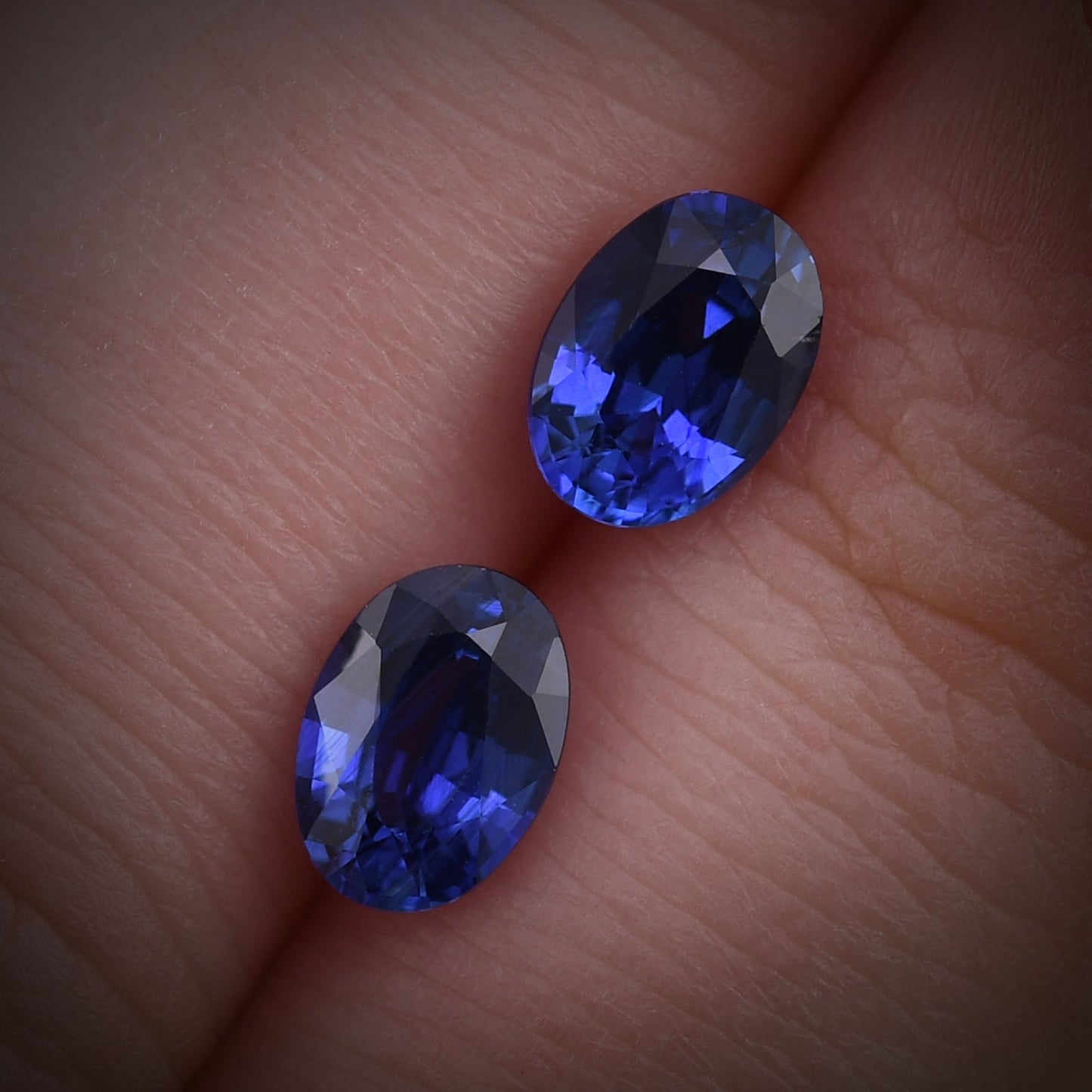 2,20 Karat blauer ovaler Saphir aus Sri Lanka