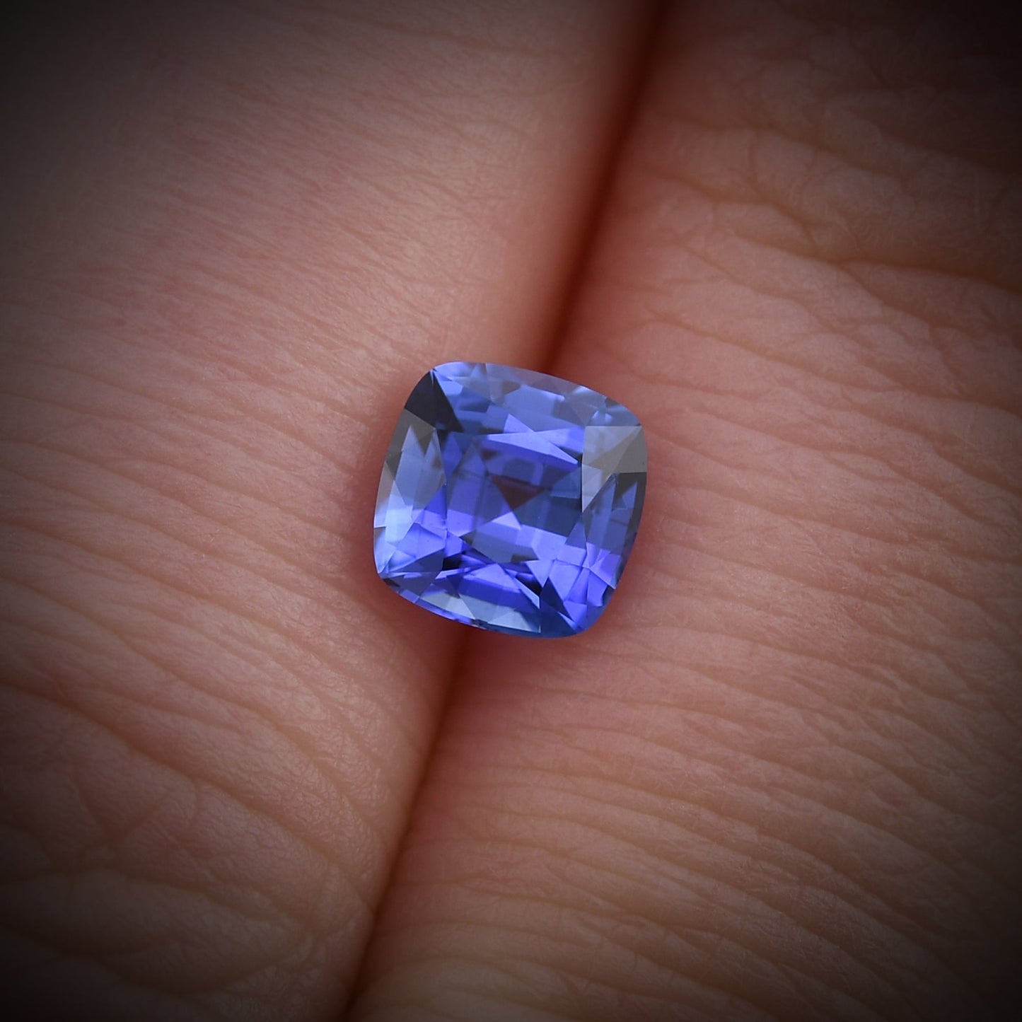 1,36 Karat blauer sri-lankischer quadratischer Kissen-Saphir