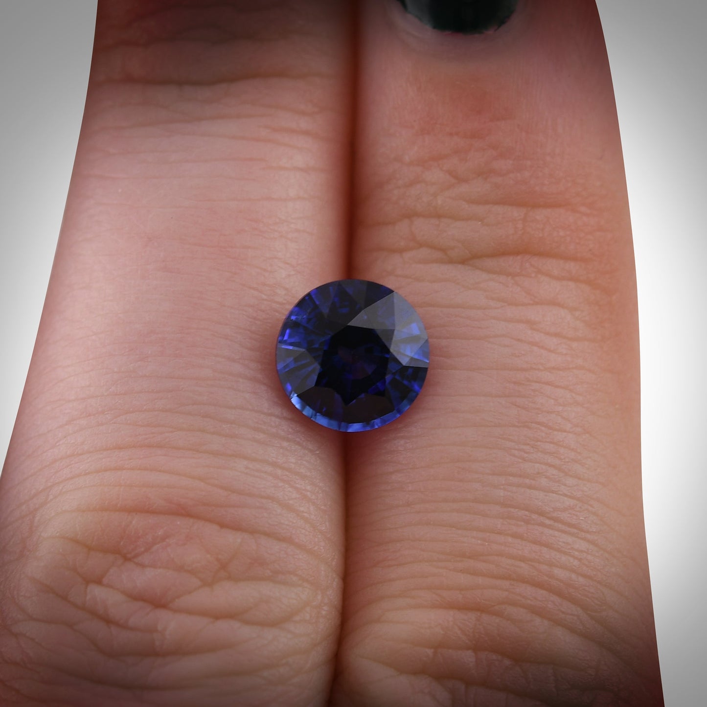 2,52 Karat blauer runder Saphir aus Sri Lanka