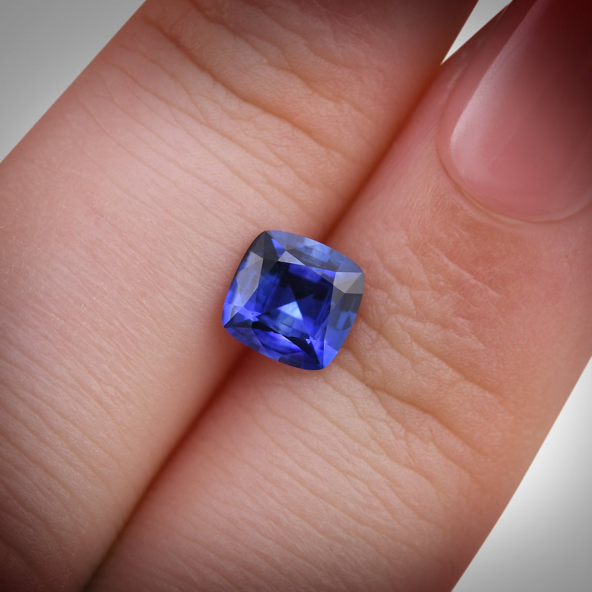 1,26 Karat blauer Kissen-Saphir aus Sri Lanka