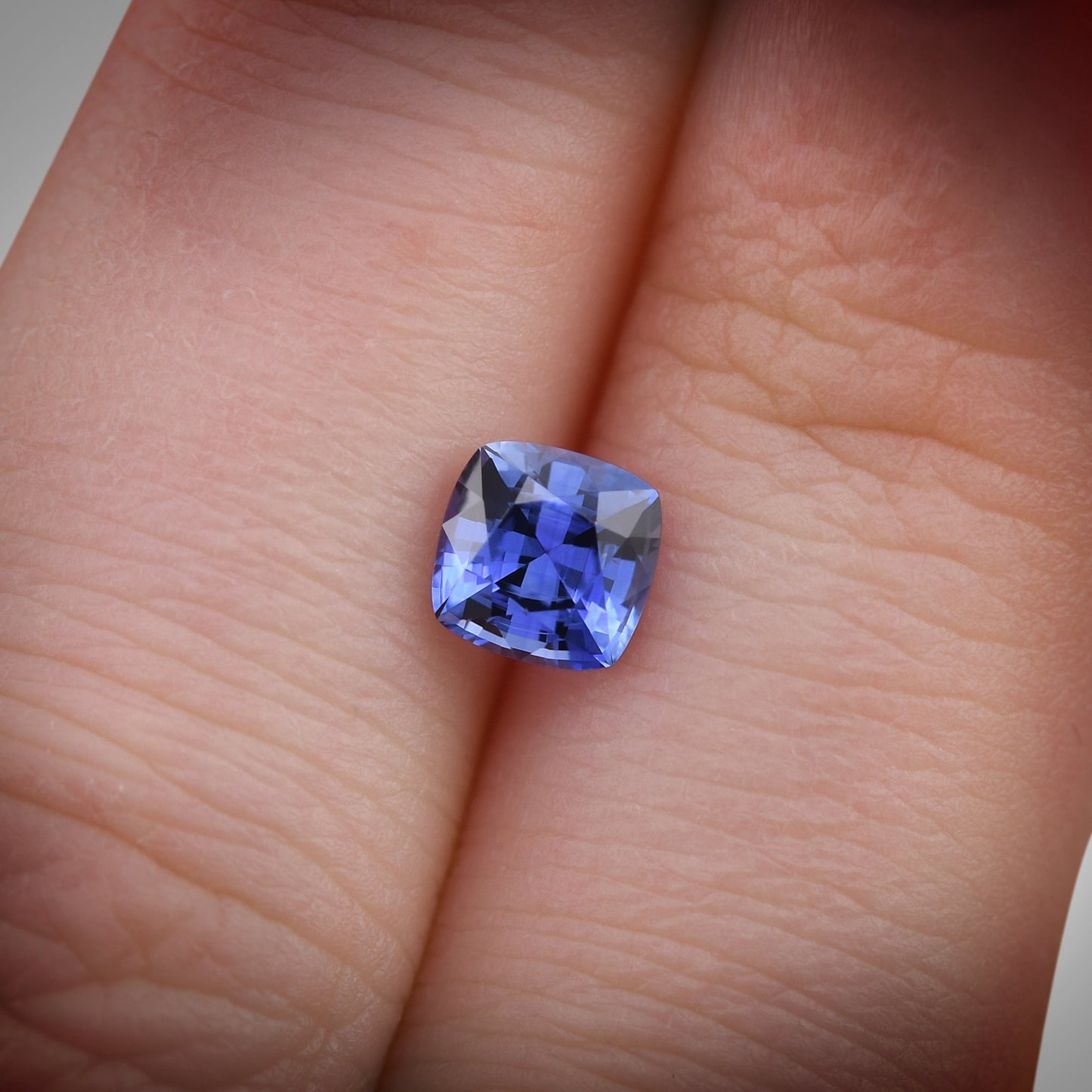 1,08 Karat blauer Kissen-Saphir aus Sri Lanka