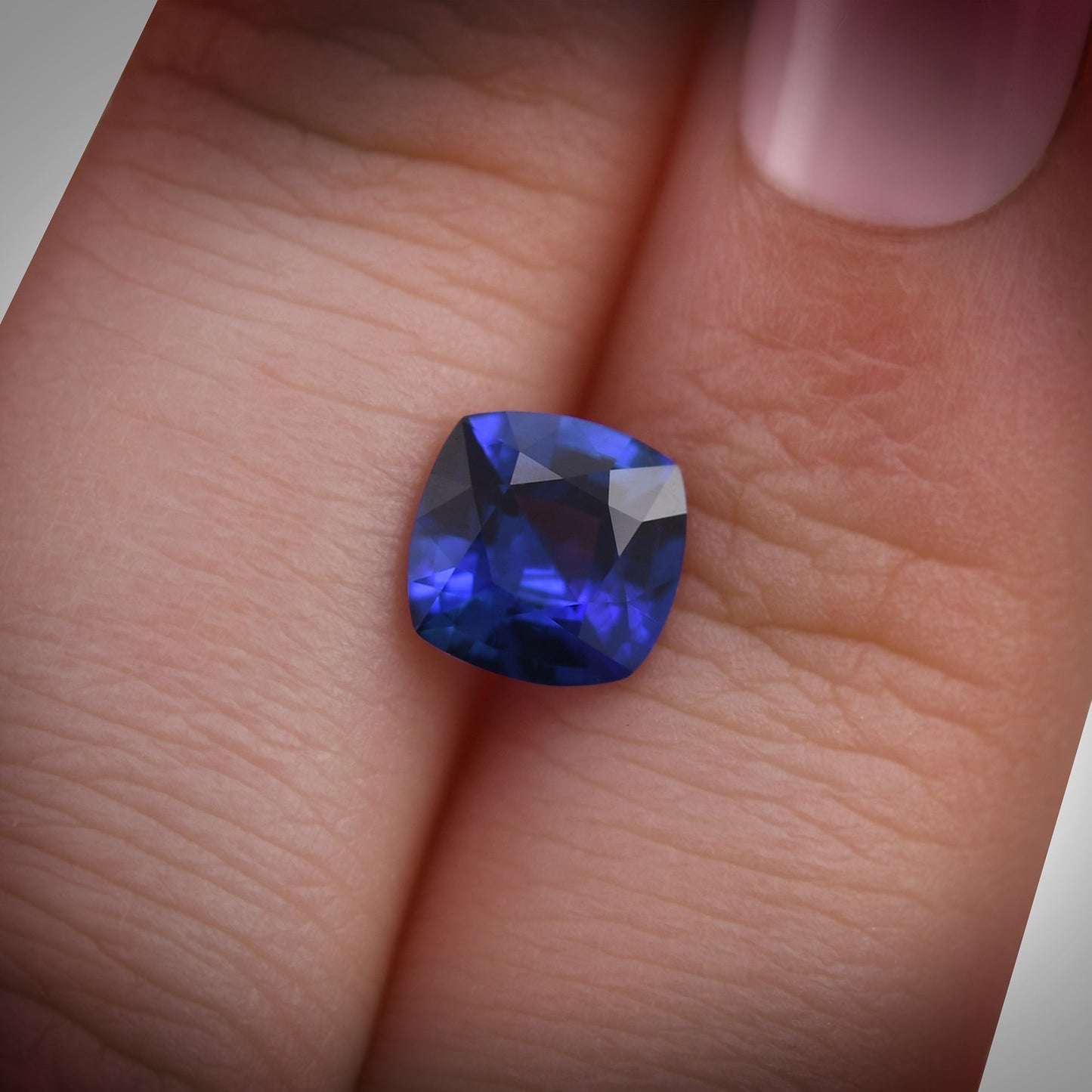 1,61 Karat blauer Kissen-Saphir aus Sri Lanka
