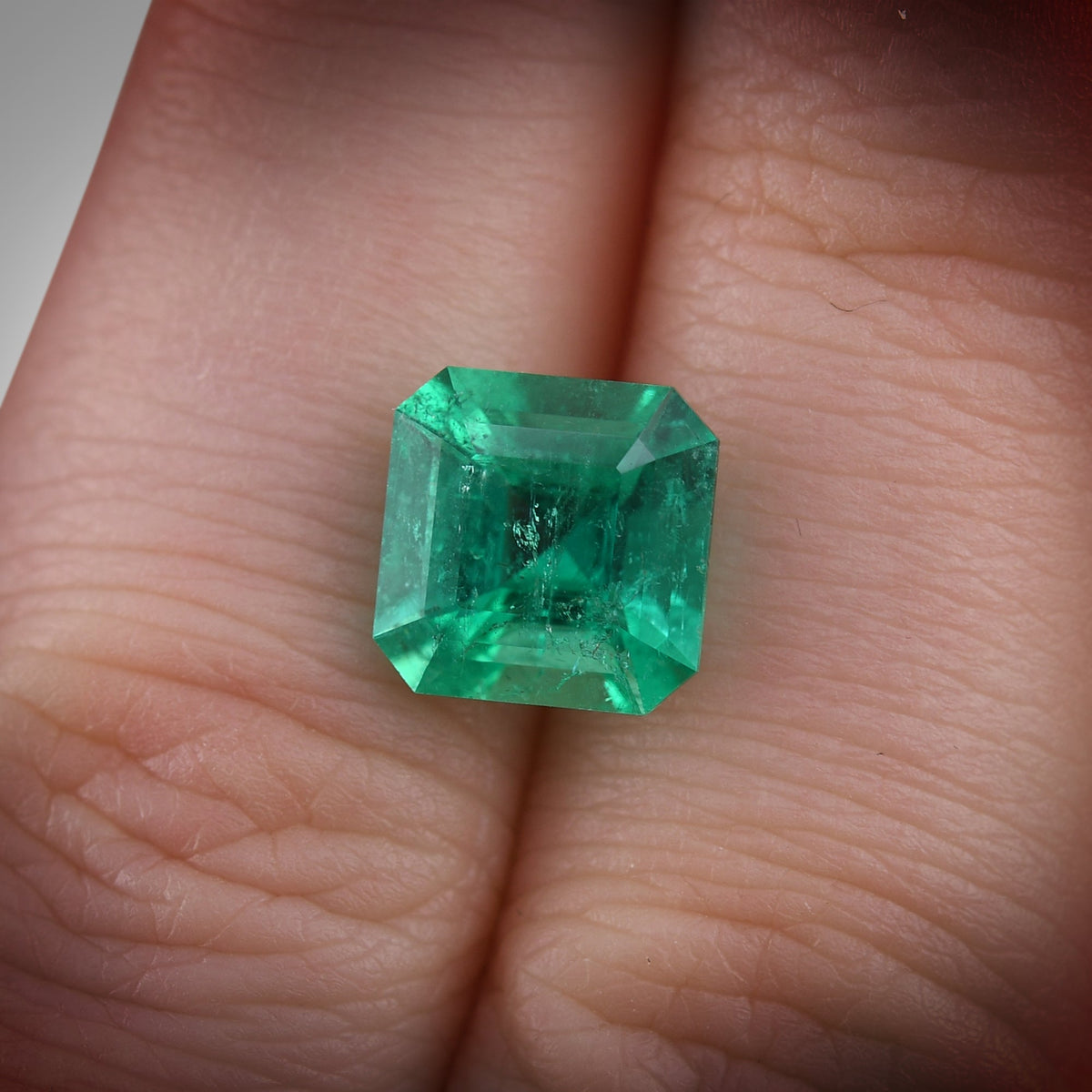 3.09 Carat Green COLOMBIAN Emerald Emerald CD