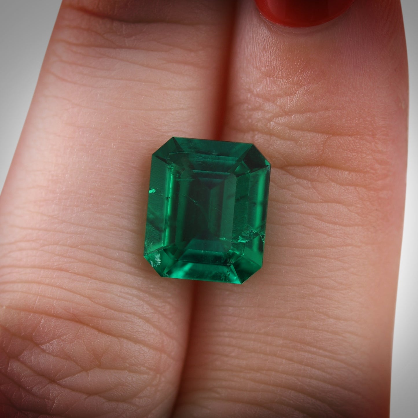 3.64 Carat Green COLOMBIAN Emerald Emerald CD and Muzo
